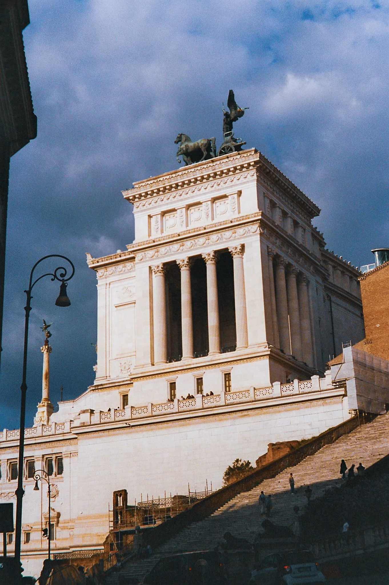 B498860_N0102_ID881112645_E27_P001.jpg