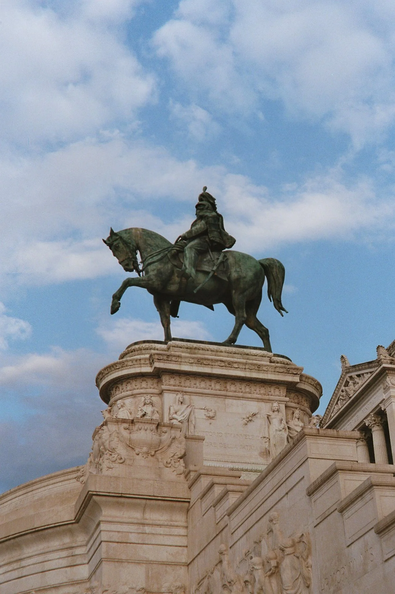 B498860_N0110_ID881112645_E35_P001.jpg