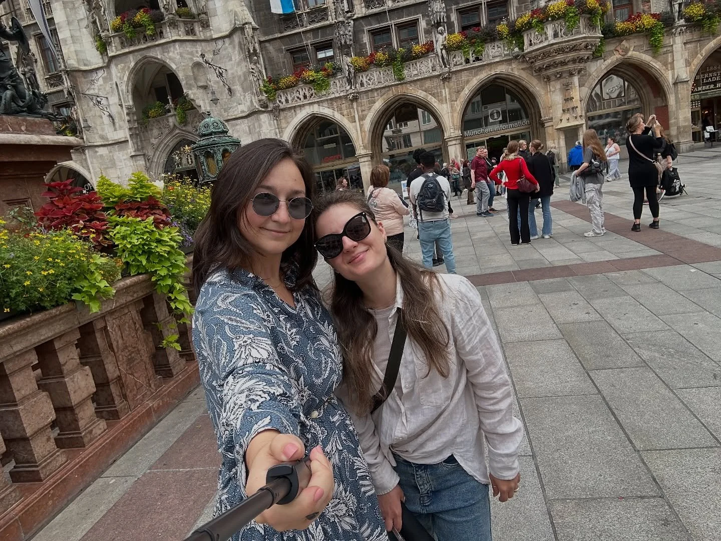 My baby girl ❤️
.
#munich #germany #marienplatz