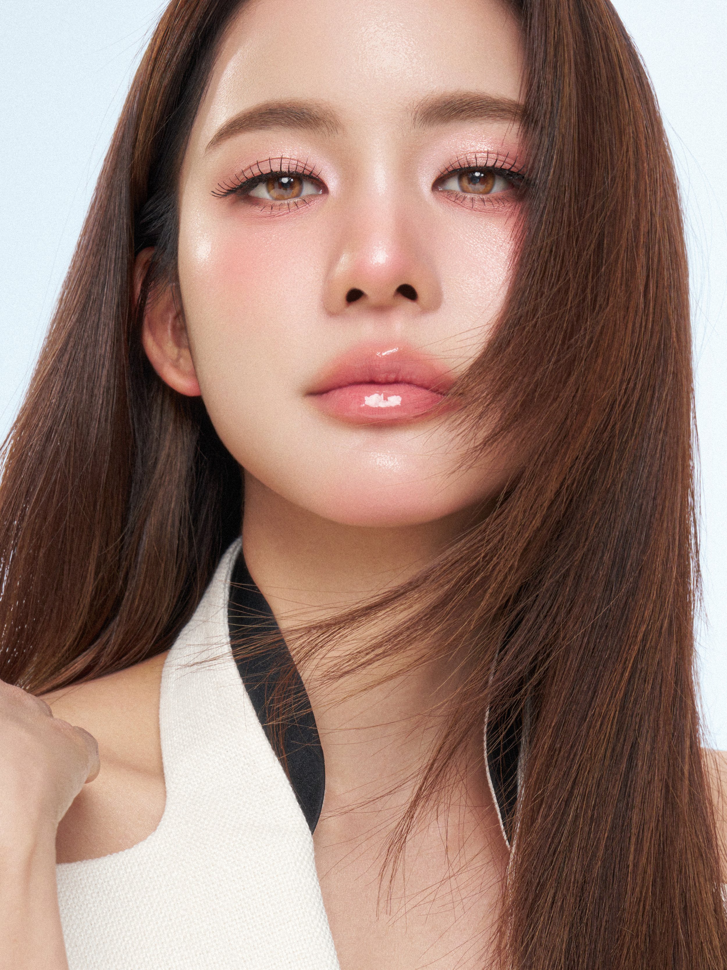 2025_10_23 - bow maylada0454-2-2.jpg