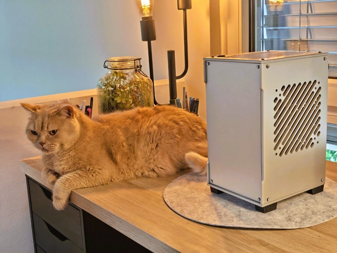 mini-pc-projekt-laser-ryzen-5700x-rtx-3050-64gb-unikat.jpg
