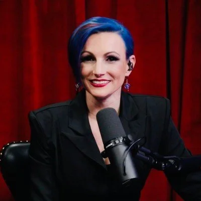 Profile Pic_Char.jpeg