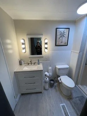 Master Bath2.jpg
