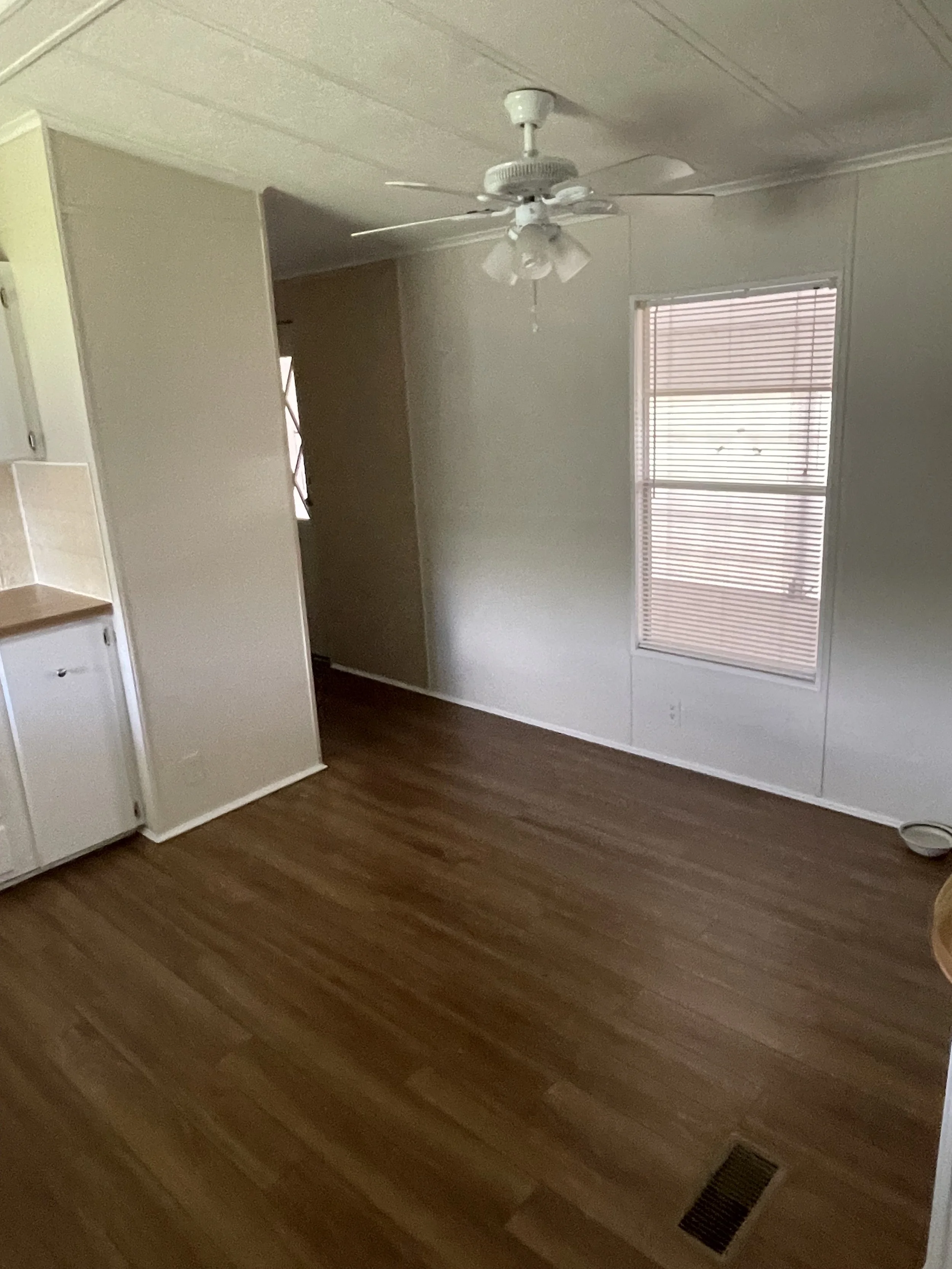 Kitchen1.jpeg