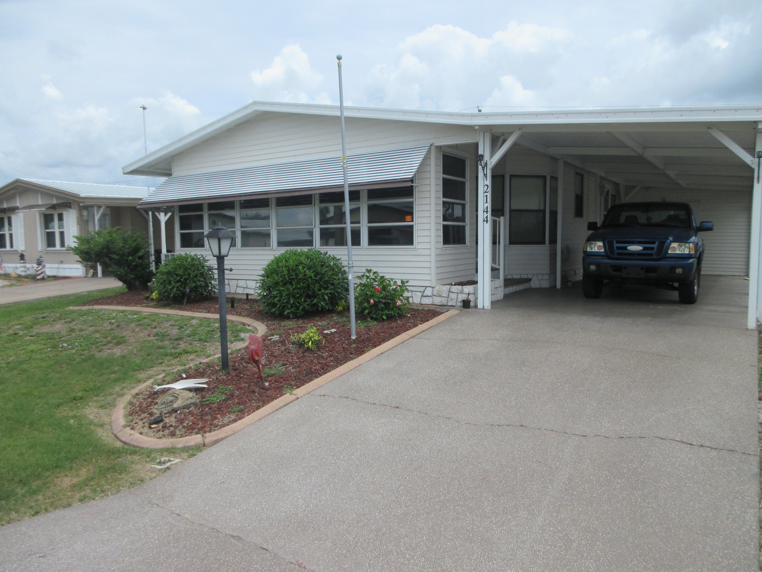2144 Exterior.JPG