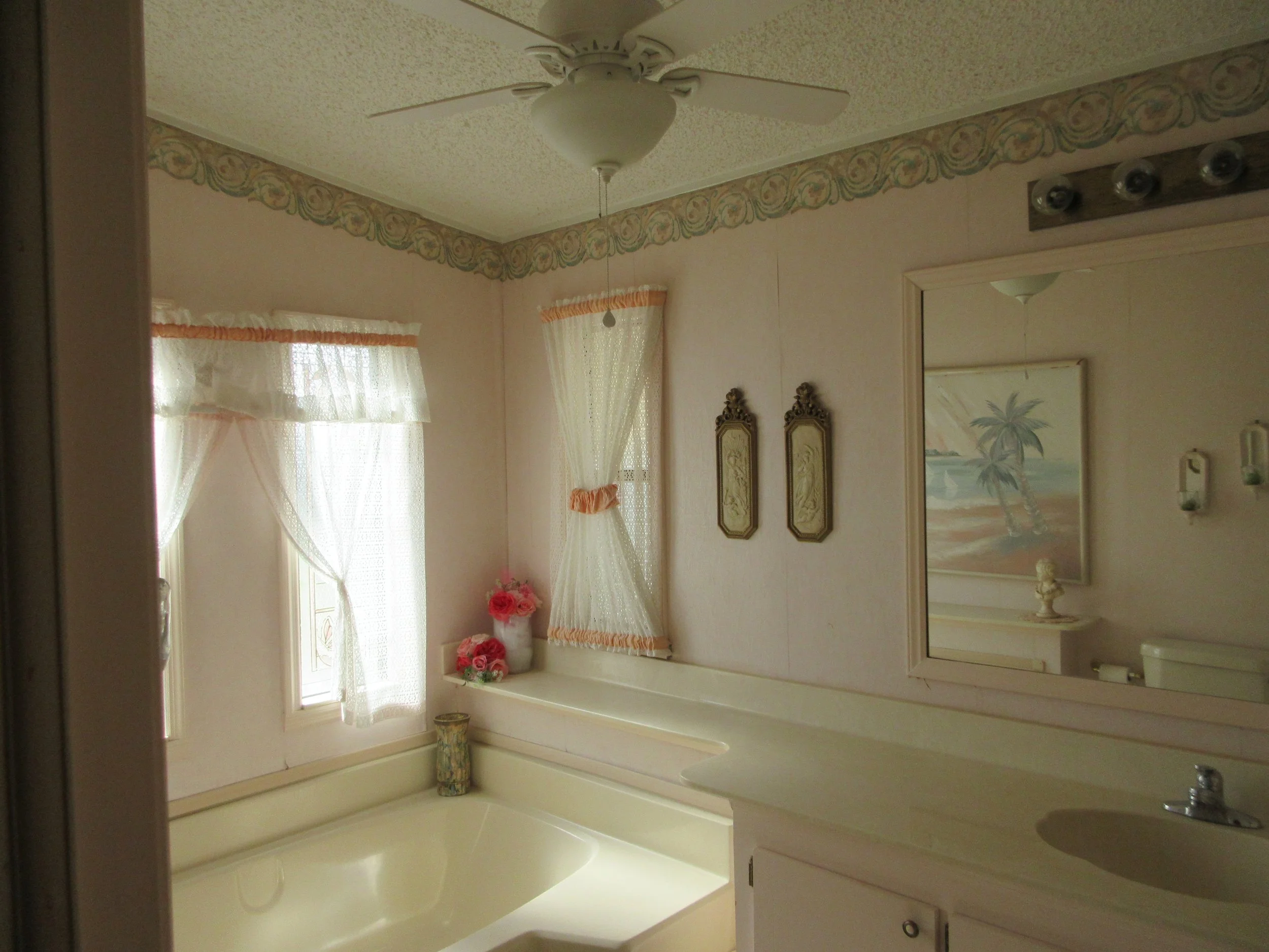master bath 1.JPG