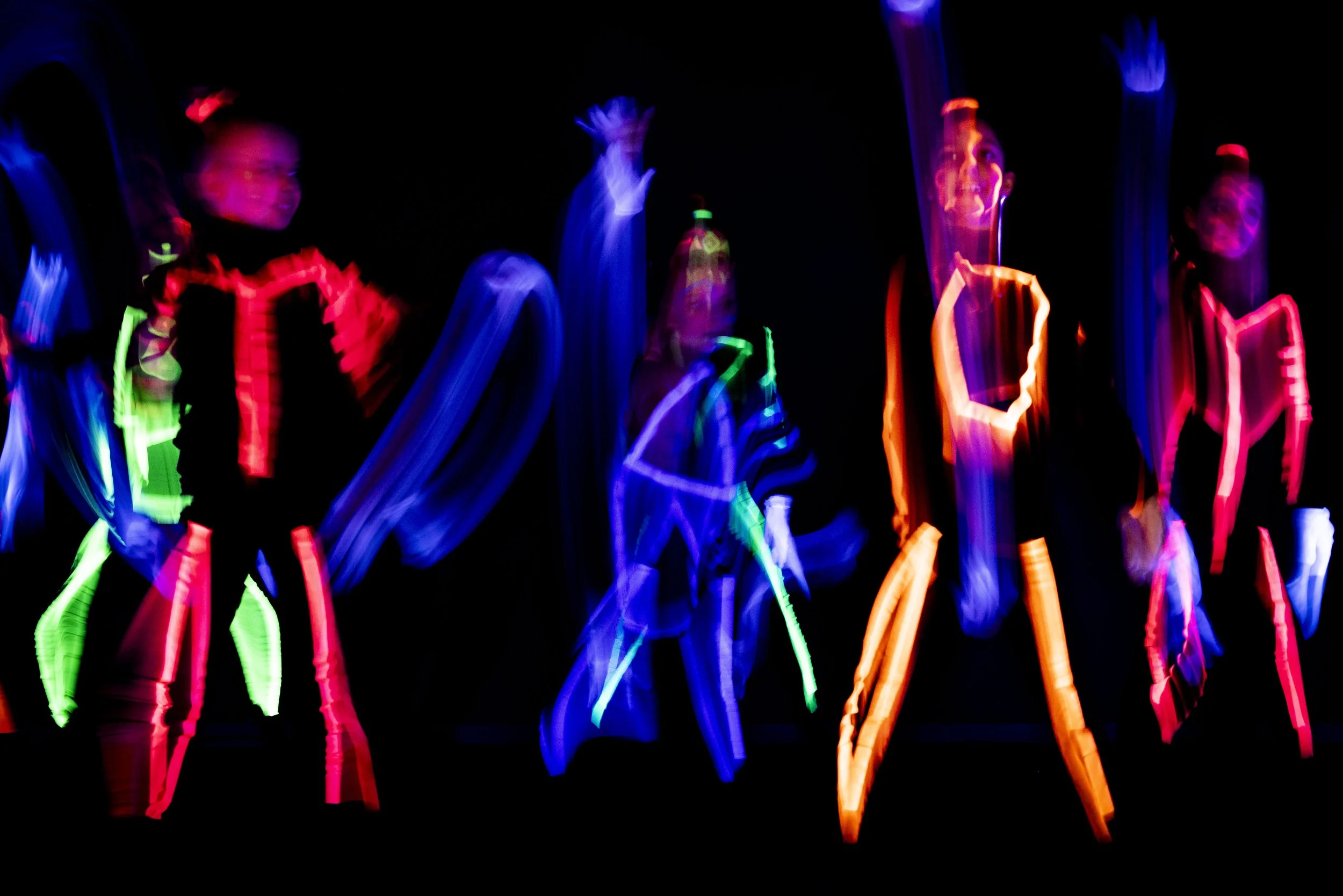 Tanzauftritt von "Dance in the Dark"