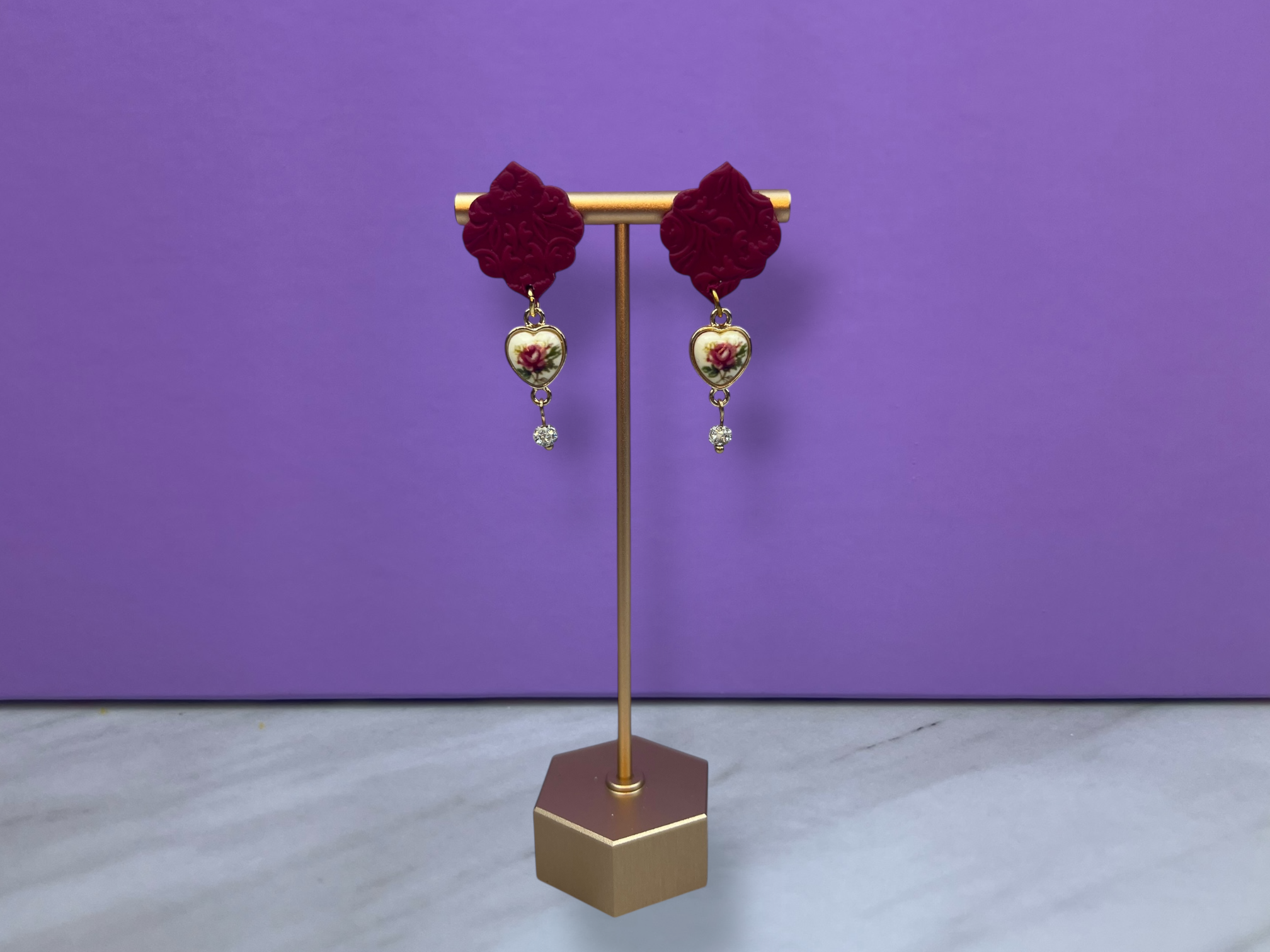 Clayamor Vault - Antique Roses