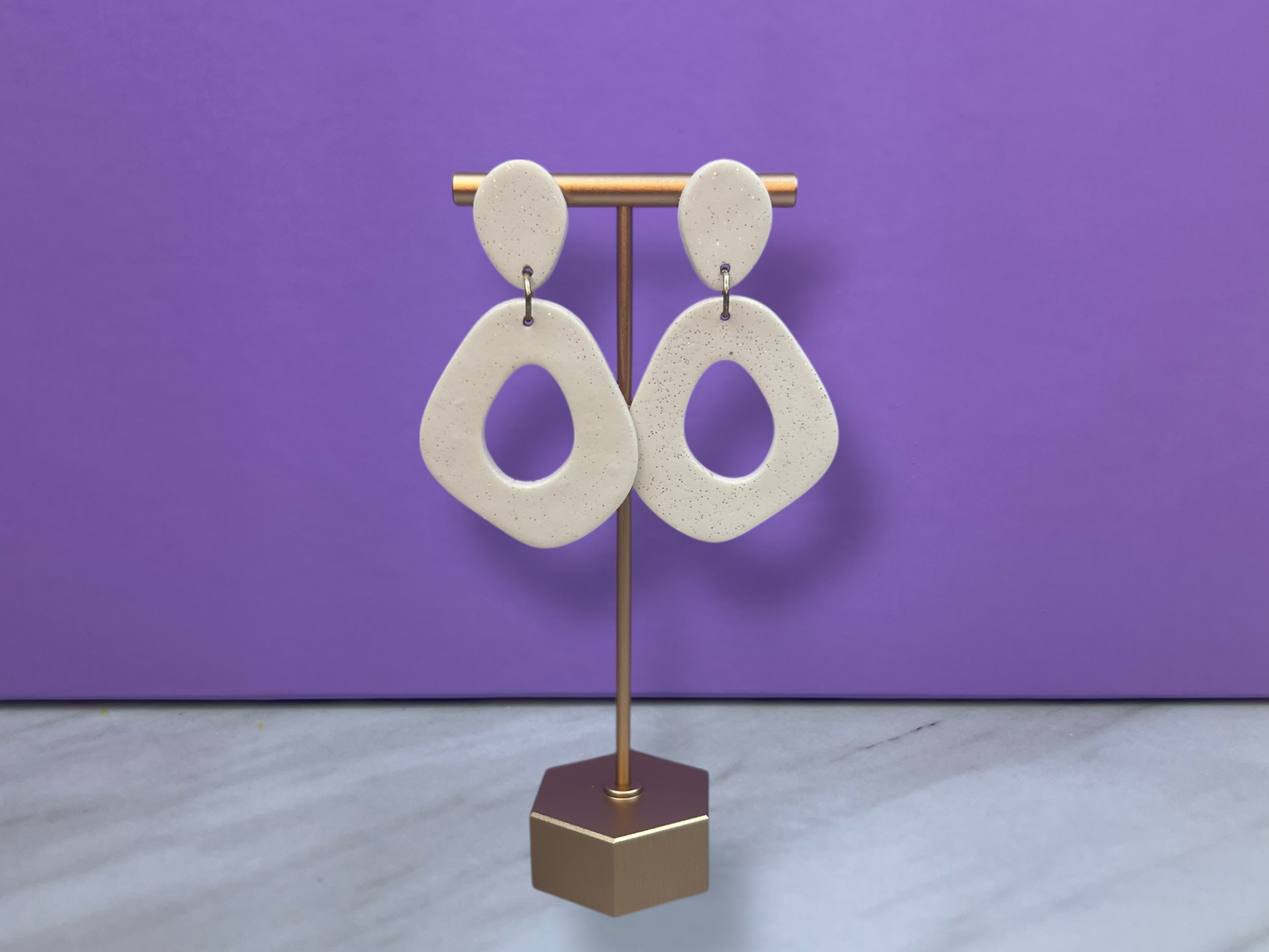 Clayamor Vault - Ivory Sparkles