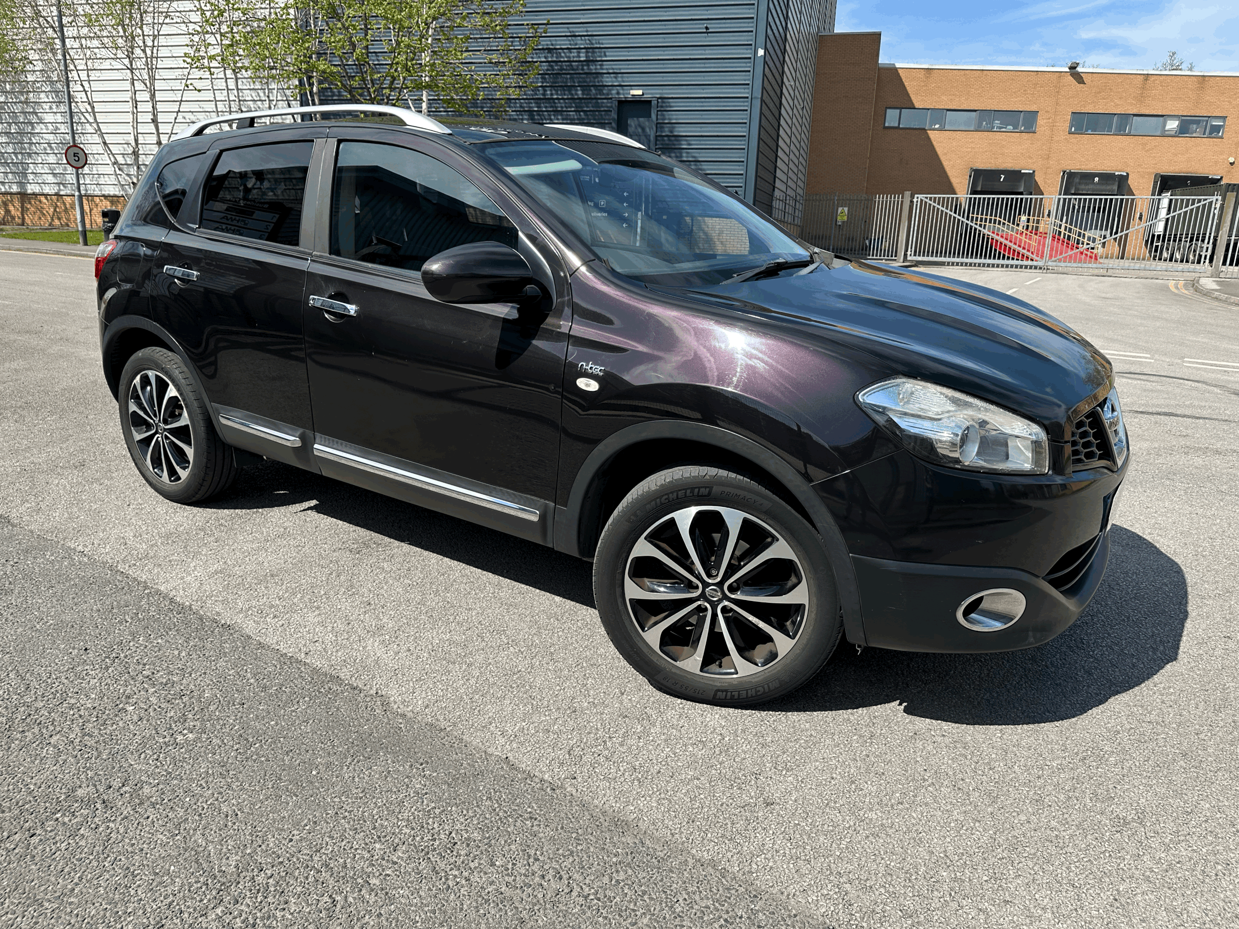 NISSAN QASHQAI 2011 78K. ***SOLD***