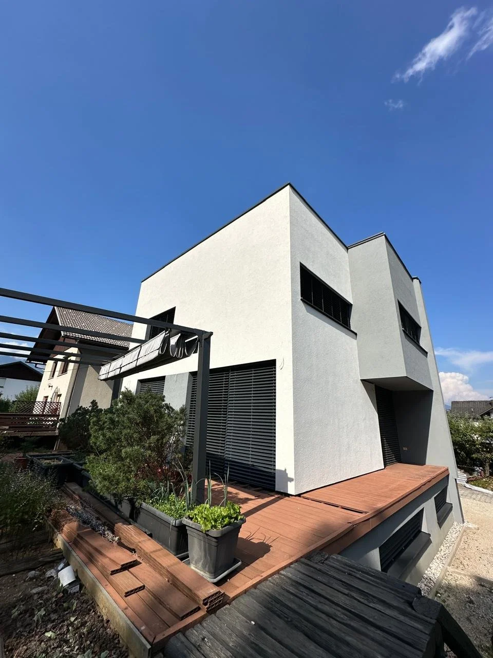 WhatsApp Image 2025-09-07 at 18.11.59 (14).jpeg