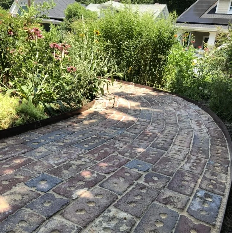 Reclaimed Brick Pathway 03.jpeg
