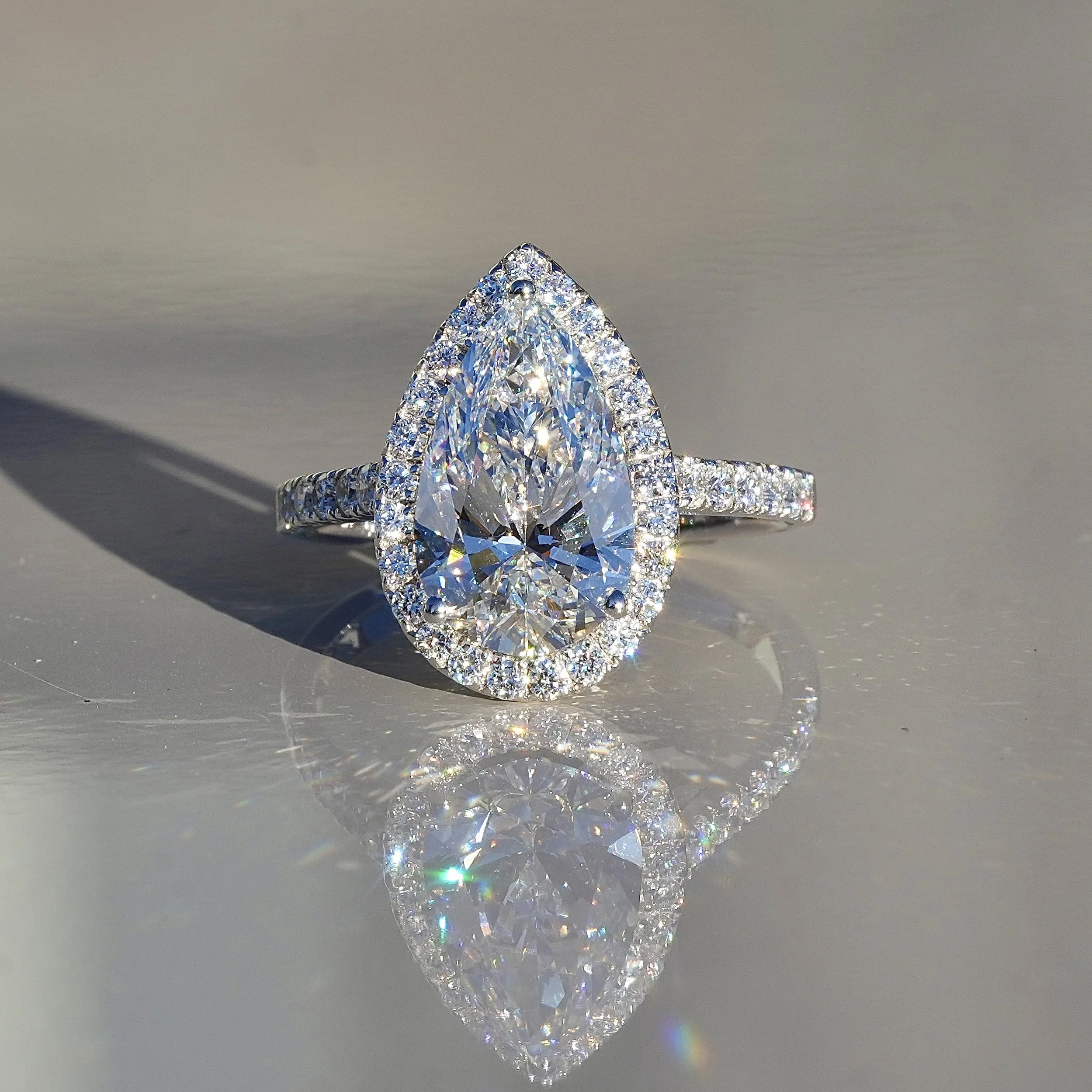Pear Halo Diamond Band
