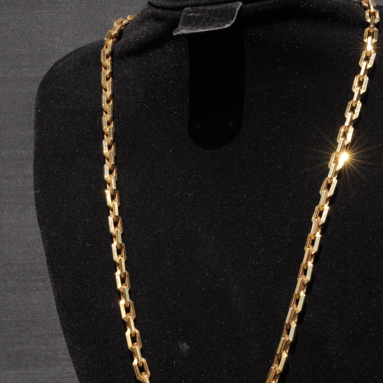 Men’s 18K Yellow Gold Anchor Chain 65cm – Front View | Eighty8Diamonds