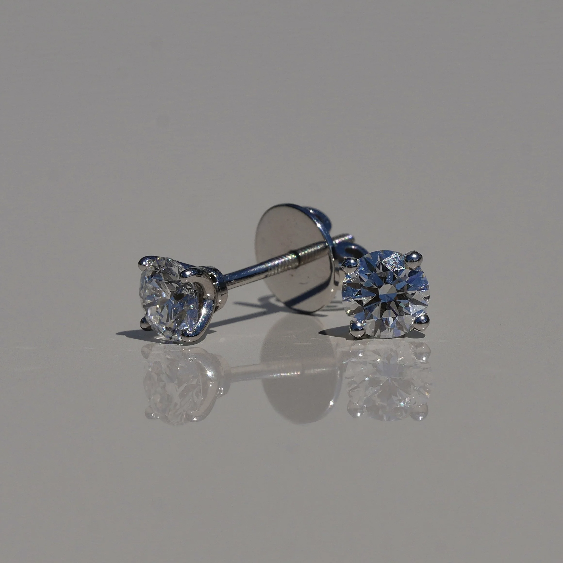 Men’s Diamond Ear Stud 0.70ct in 18ct White Gold, IGI Certified –Front View | Eighty8Diamonds