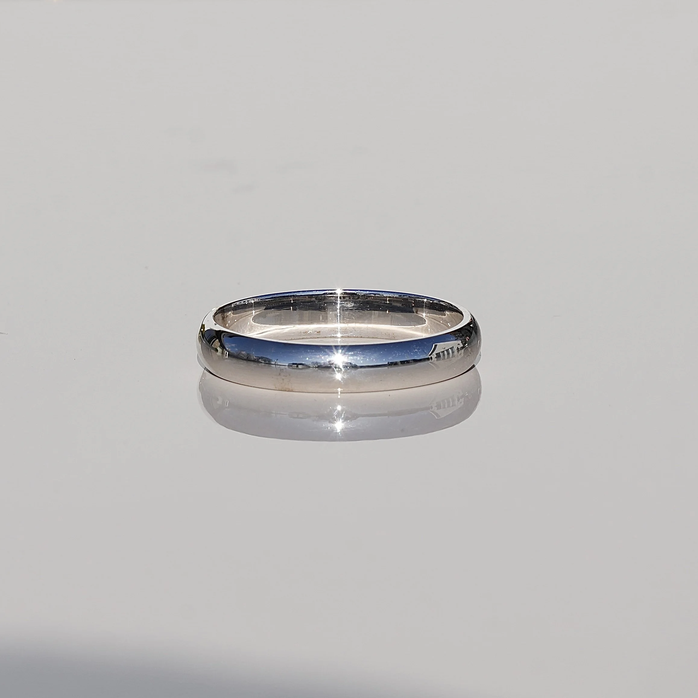 Classic 18ct White Gold Court Wedding Band -4mm- Front View | Eighty8Diamonds