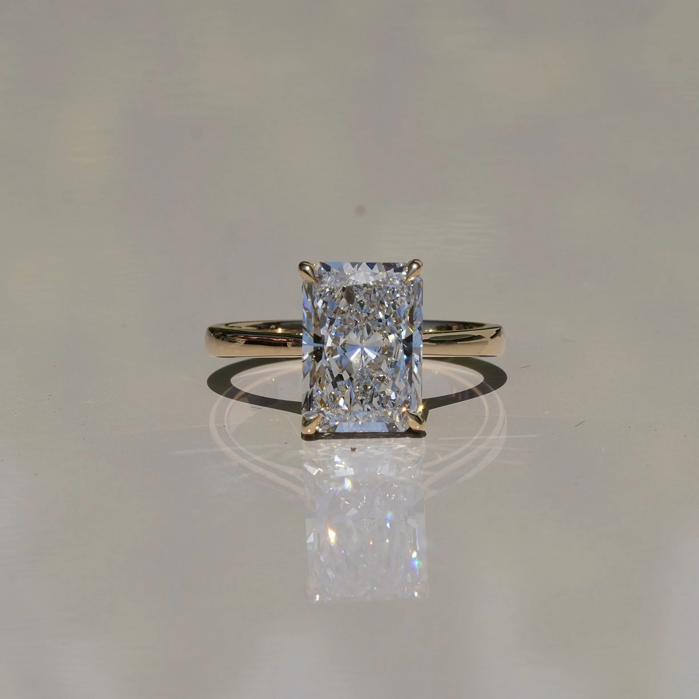 3.00ct Radiant Cut Diamond Solitaire with Hidden Halo | 18ct Yellow Gold