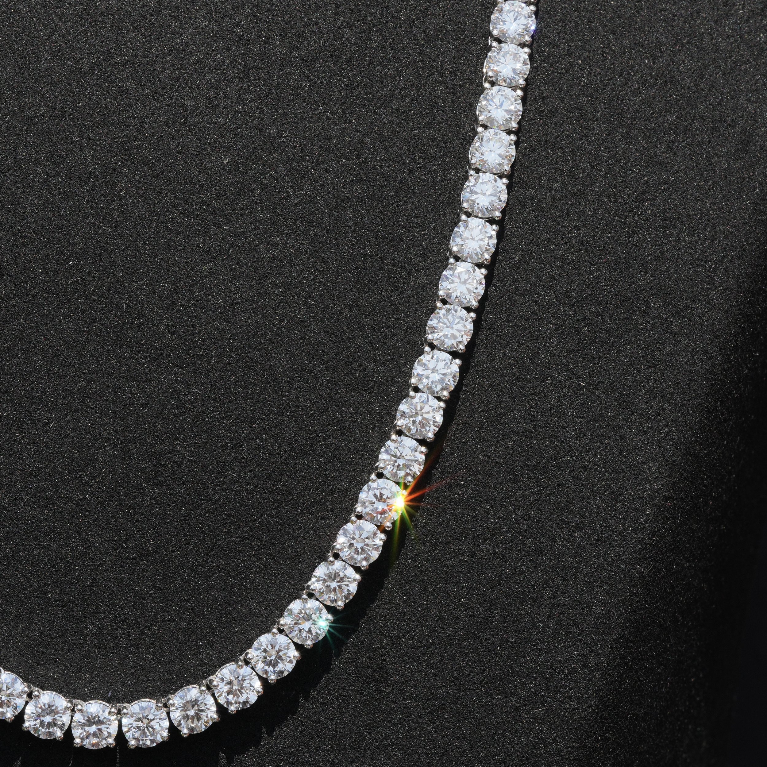 Women’s Tennis Chain with 40ct Diamonds in Platinum –Side View | Eighty8Diamonds