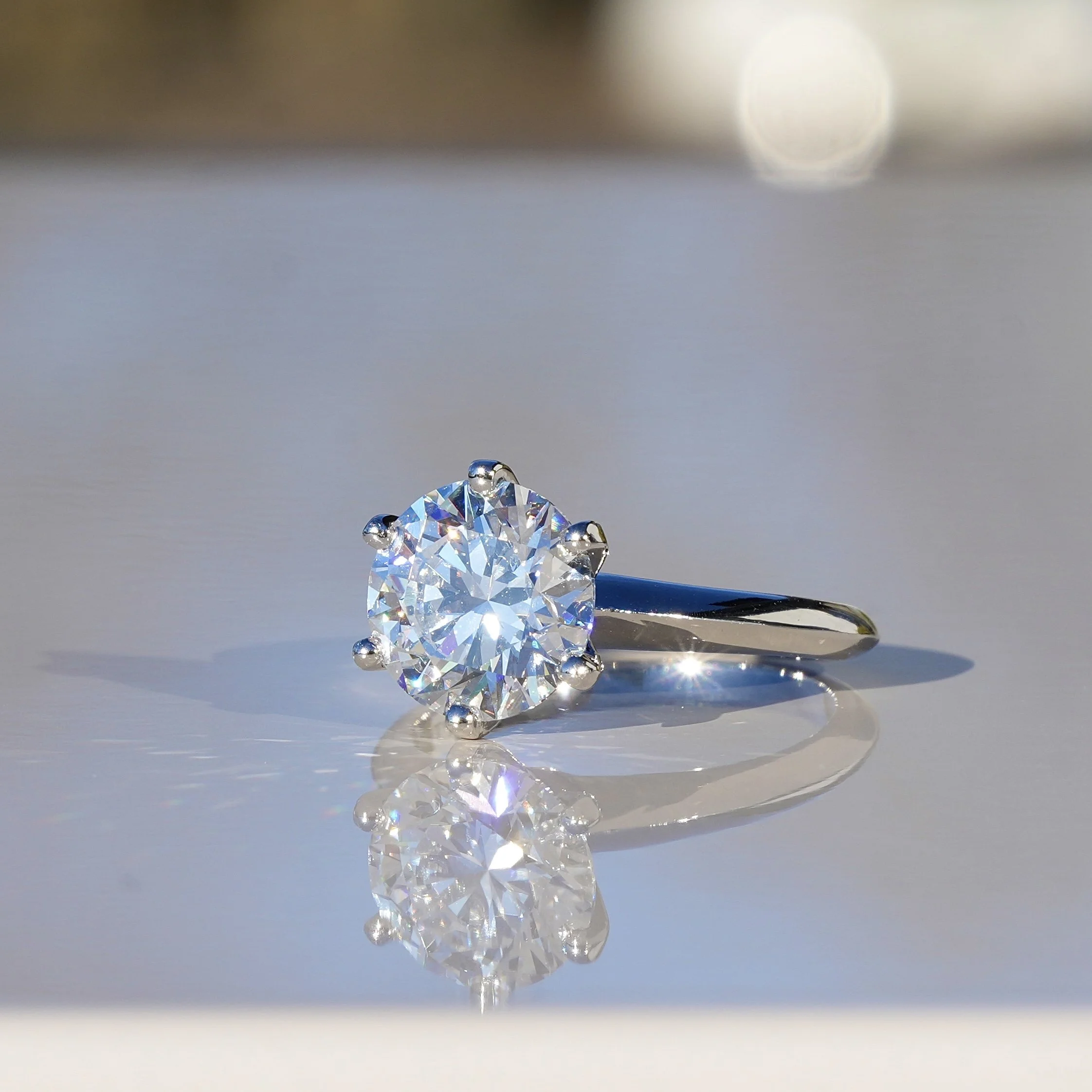 Tiffany Design Diamond Solitaire