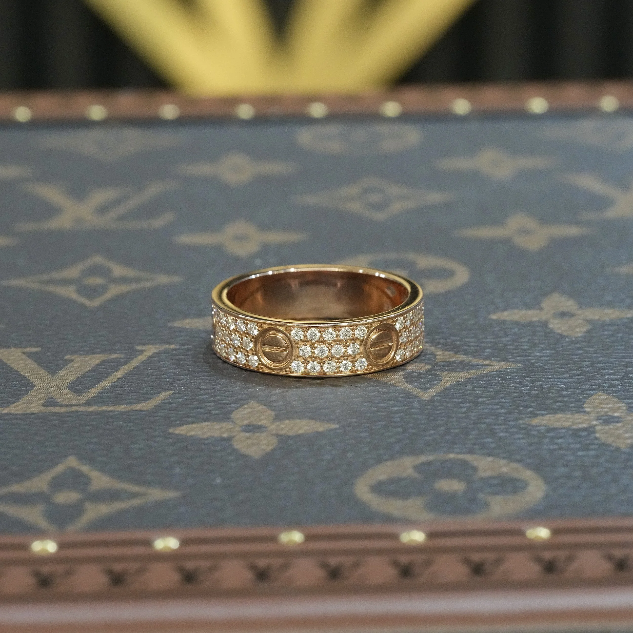 Men's Love Design Pave Classic Model Ring in 18ct Rose Gold with 0.90ct Lab Grown Diamonds – Back View | Eighty8Diamonds