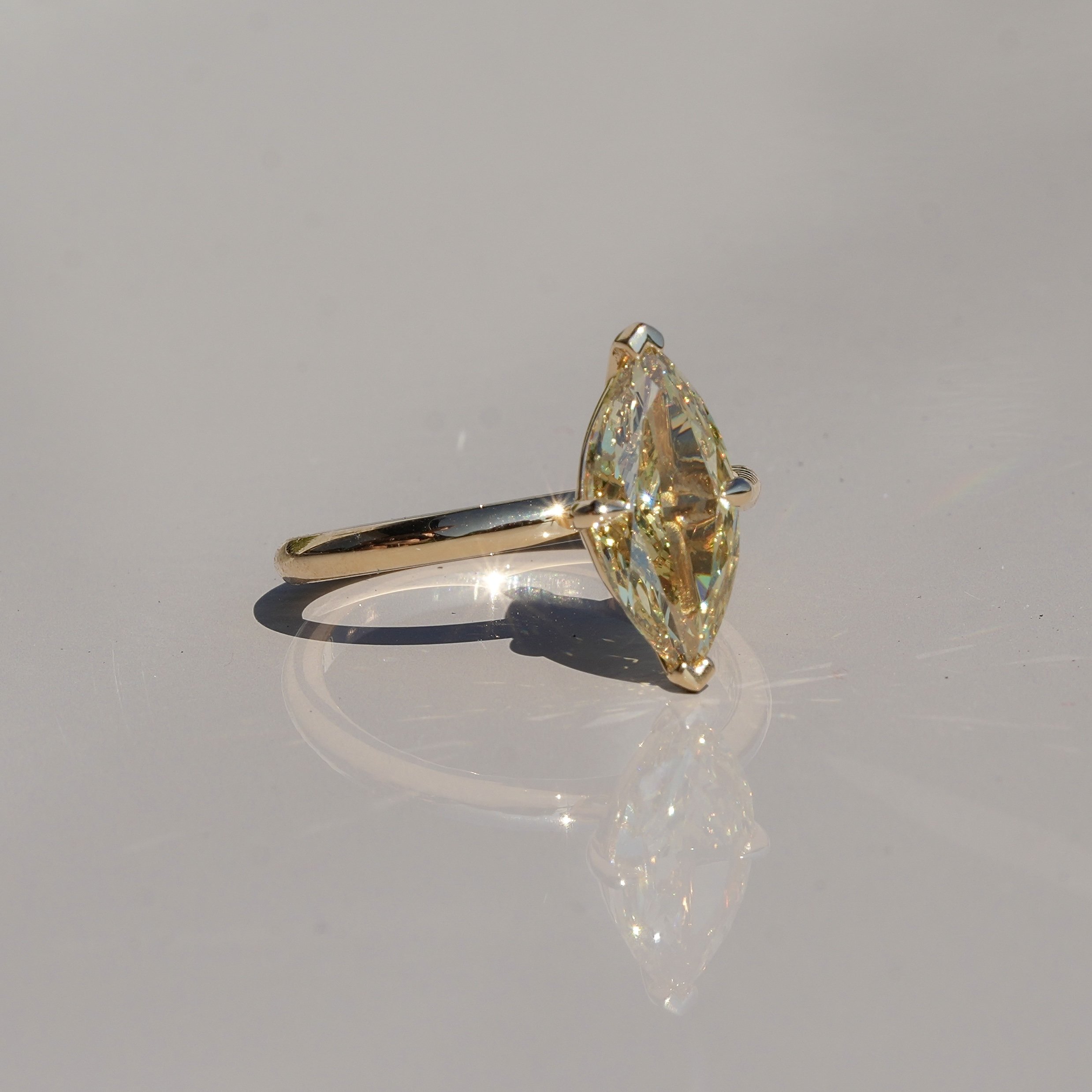 marquise-fancy-yellow-diamond-2carat-solitaire-18ct-yellow-gold-eighty8diamonds-side-view