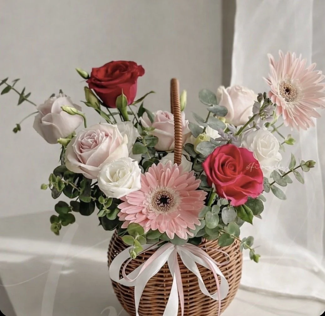 Mother’s Day Arrangement Workshop