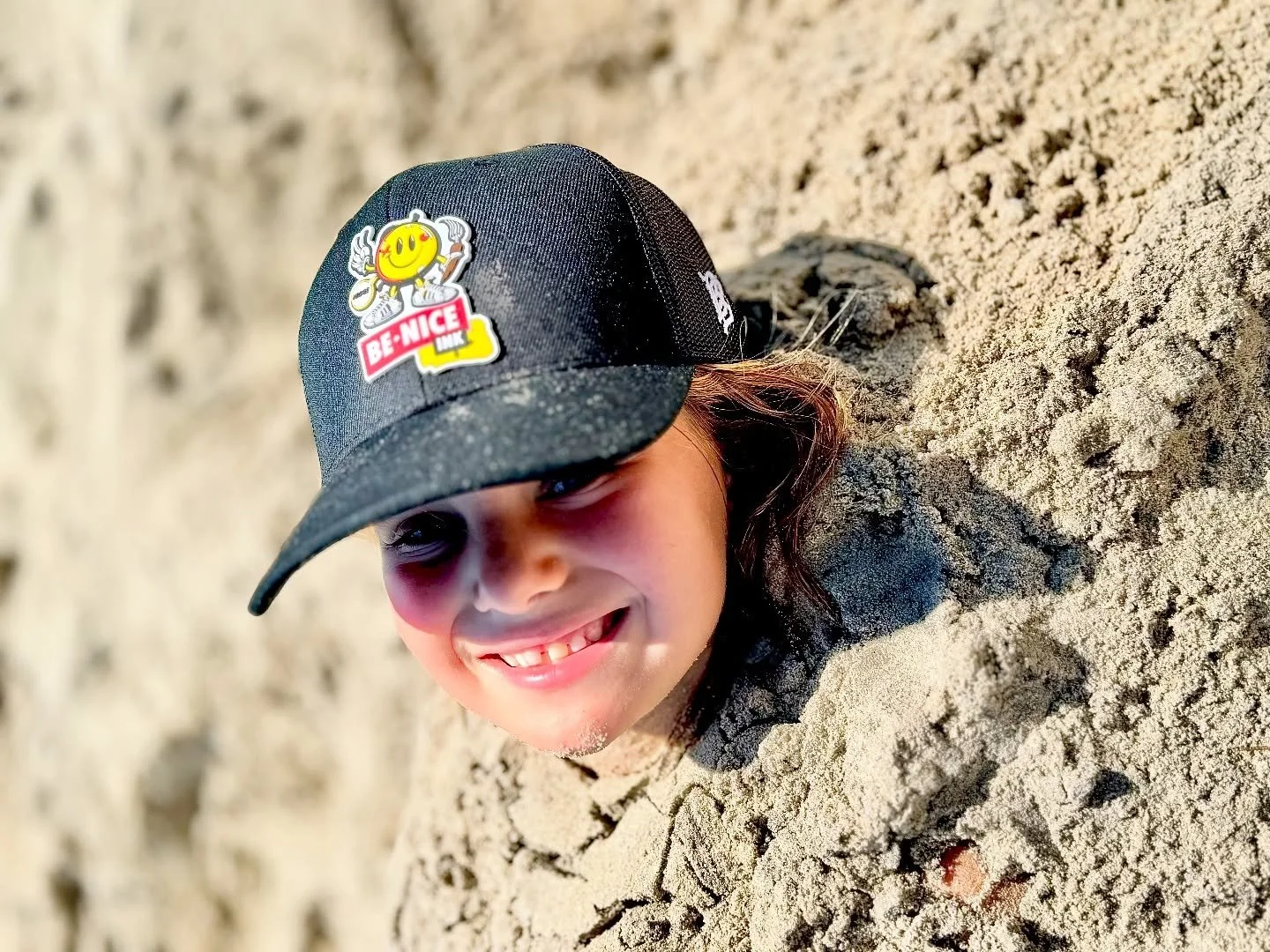 🔥The 'VIP Be Nice hats' are here. 😎 Kids size seen on Elenor B, 📸 by @kristen.scaravaglione 

Limited run by @brandedbills and available in person only.  If you know, you know.

Be Nice Ink! Unleash creativity, Spark positivity. Raising money for 