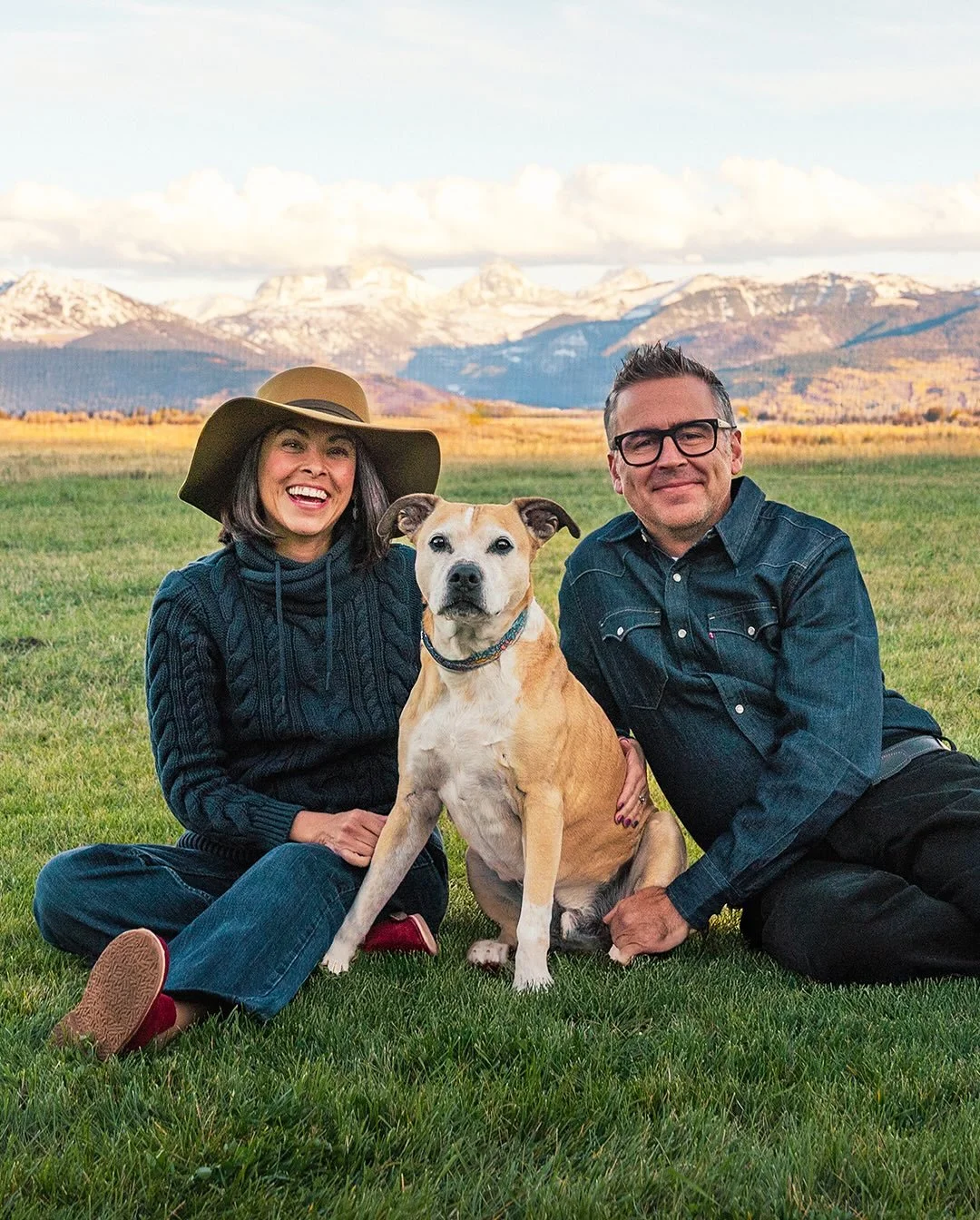 Your pet is already a supermodel in the backyard ✨ There&rsquo;s something so special about photographing pets right at home &mdash; they&rsquo;re calm, confident, and ready to serve or drool, depending on the vibe 🐾

#IdahoPetPhotographer&nbsp;#Tet