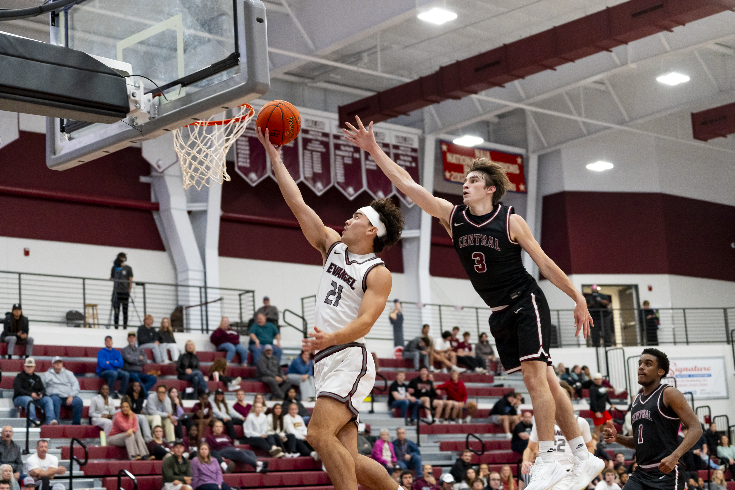 Evangel University Valor Basketball