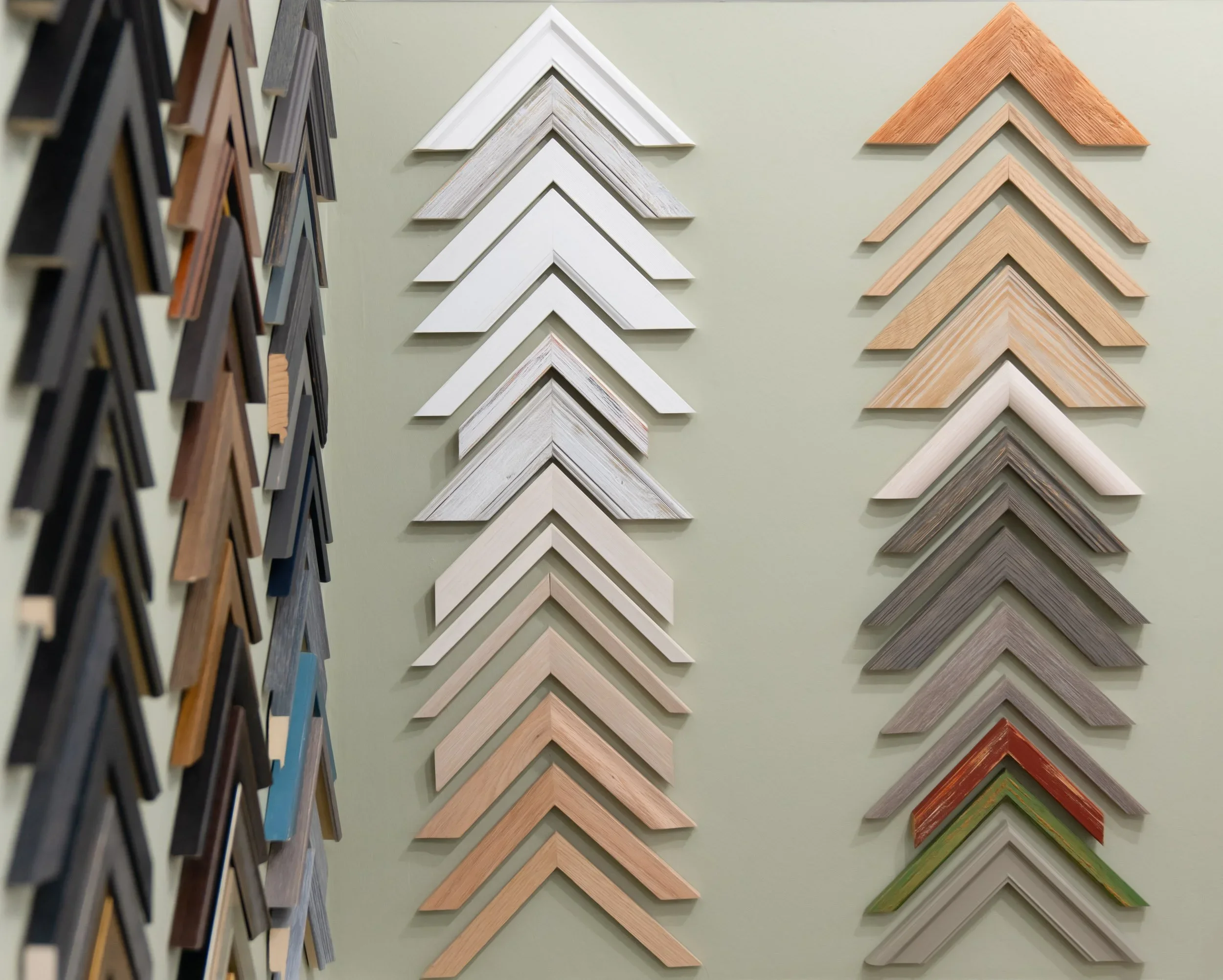 Wynd-hexham-picture-framing-service-display-northumberland.webp