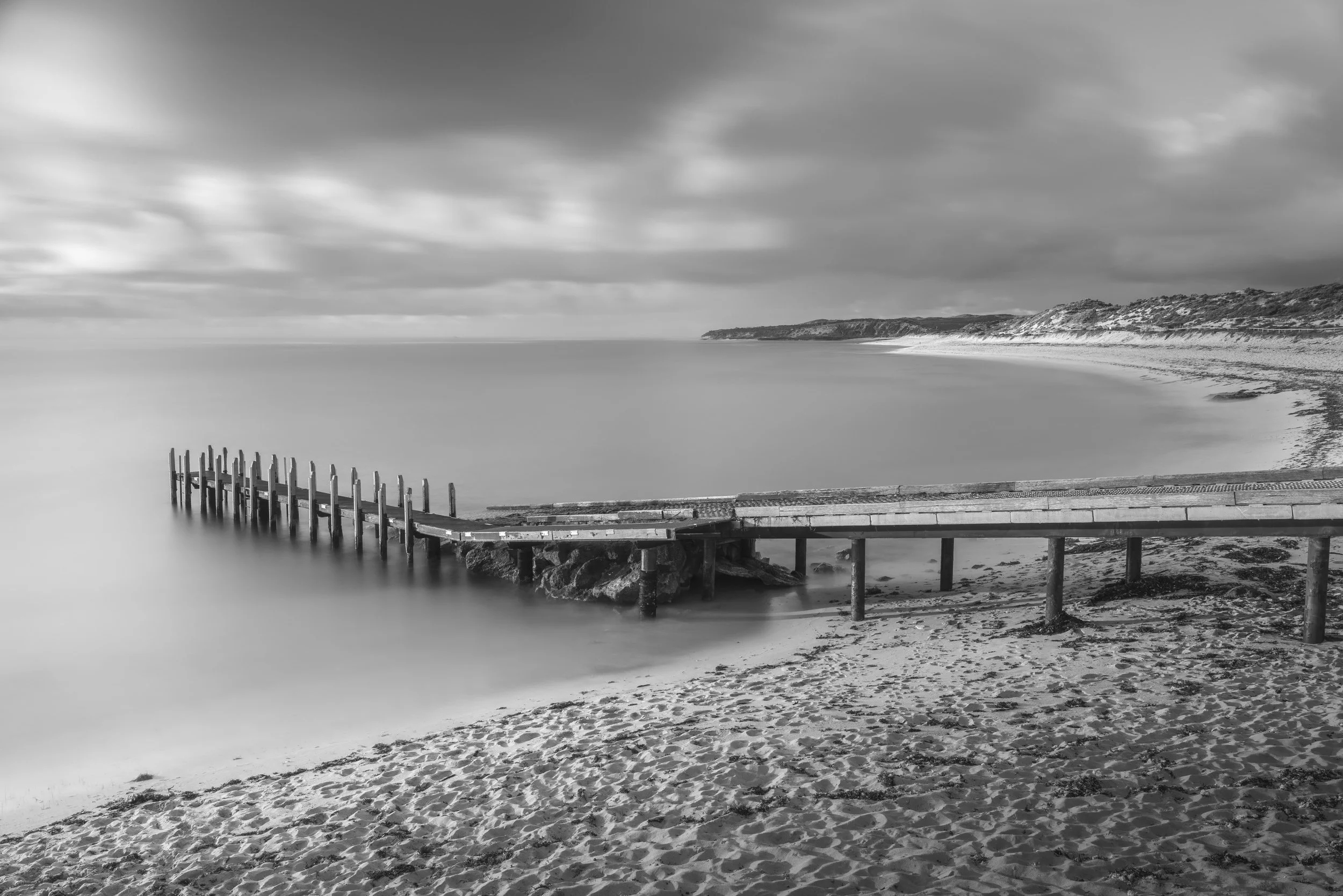 black-white-jetty-beach-horizon.jpg