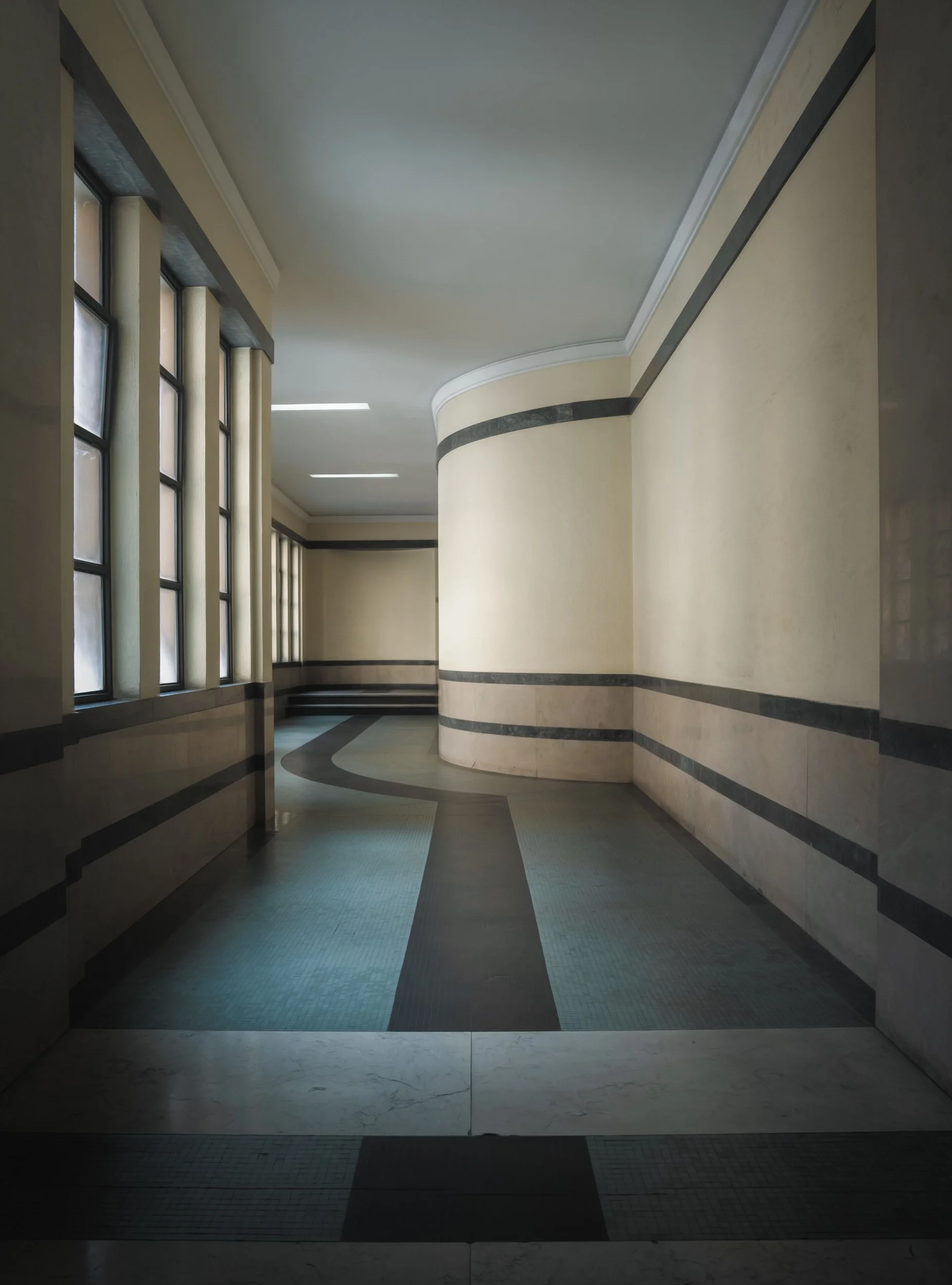 art-deco-corridor.jpg