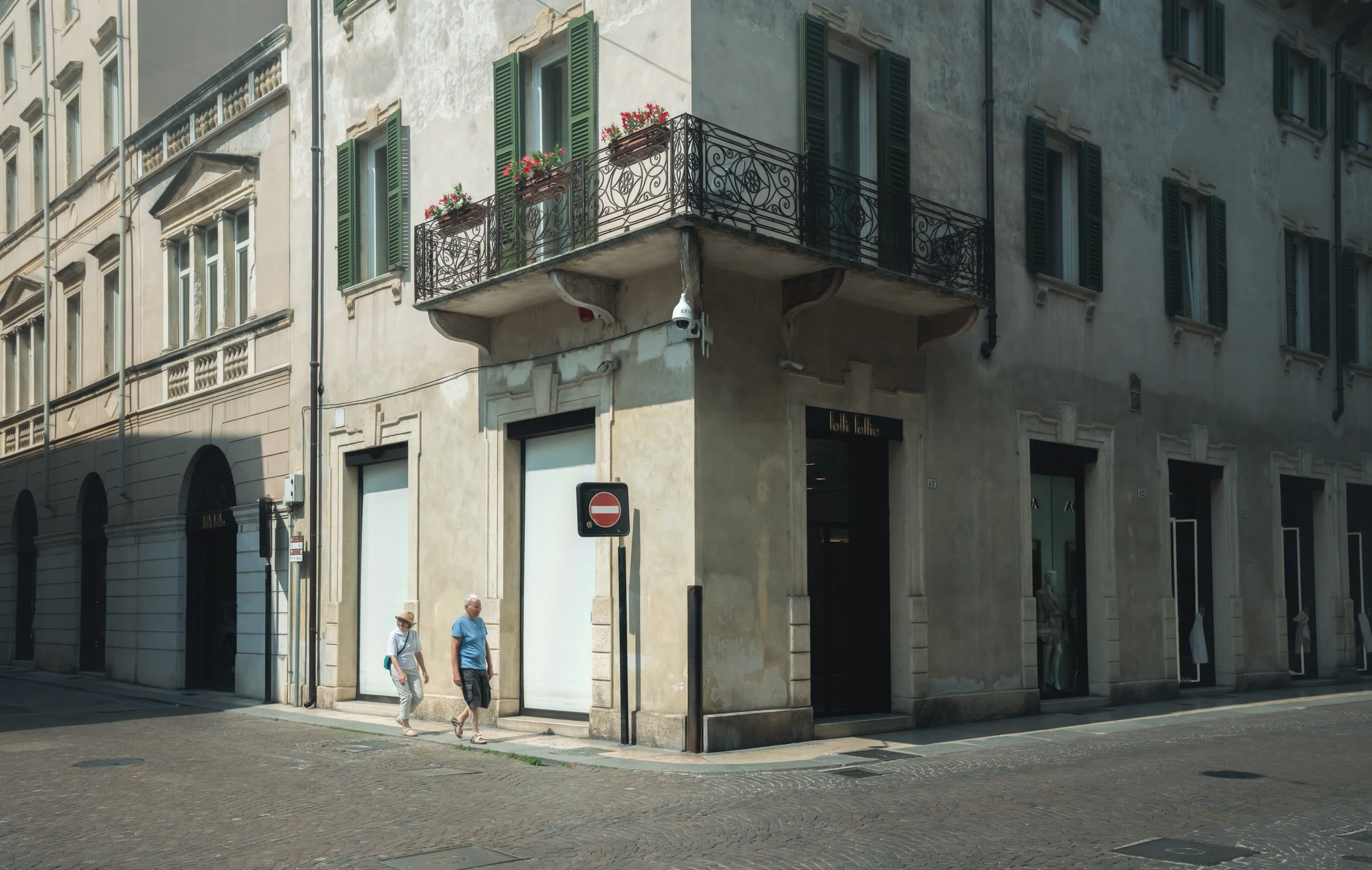corner-street-city.jpg