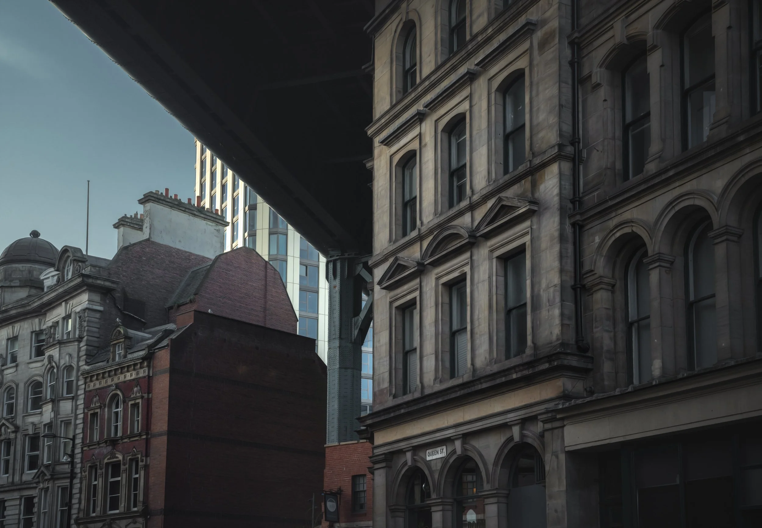 city-buildings-bridge.jpg