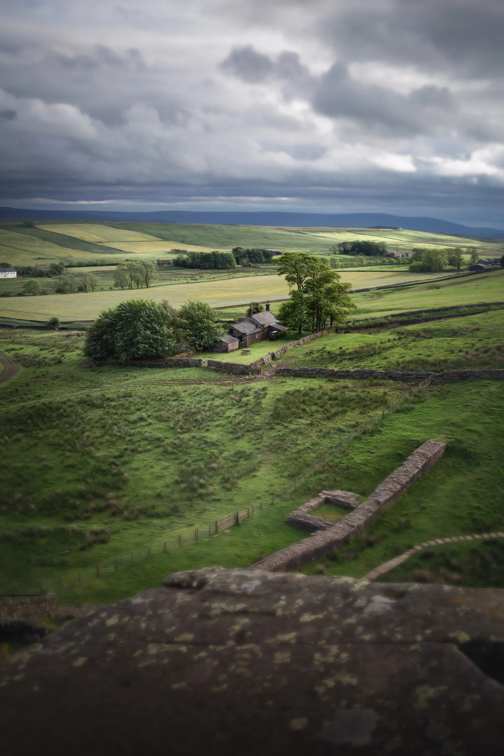 hills-wall-cottage.jpg