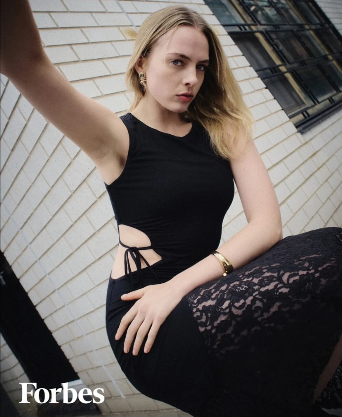 Stylist Assistant to Ashley Muench: Belkys Studio - Campaign Shoot. Scene Studios featured in Forbes. 