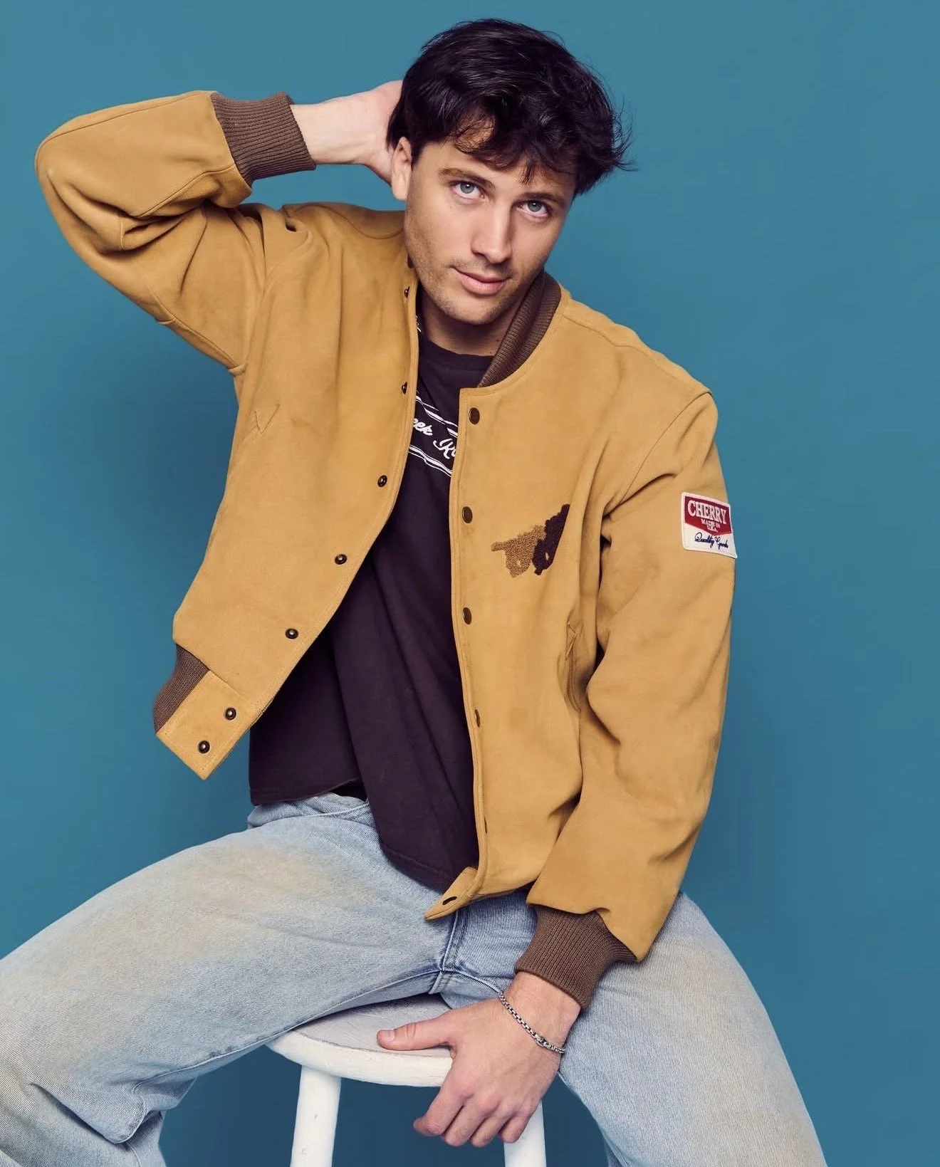 Stylist Assistant to Annie & Nora: Rob Rausch - The Today Show and Buzzfeed, wearing Wrangler and 2DIFF