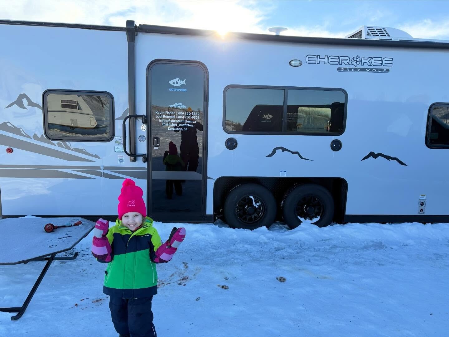 Do you have anything planned for reading week?
Why not hang out in our super comfortable ice castle.
We have special daily and overnight pricing for this upcoming week. Stash all your stuff in the castle during the day while you fish elsewhere. Then 