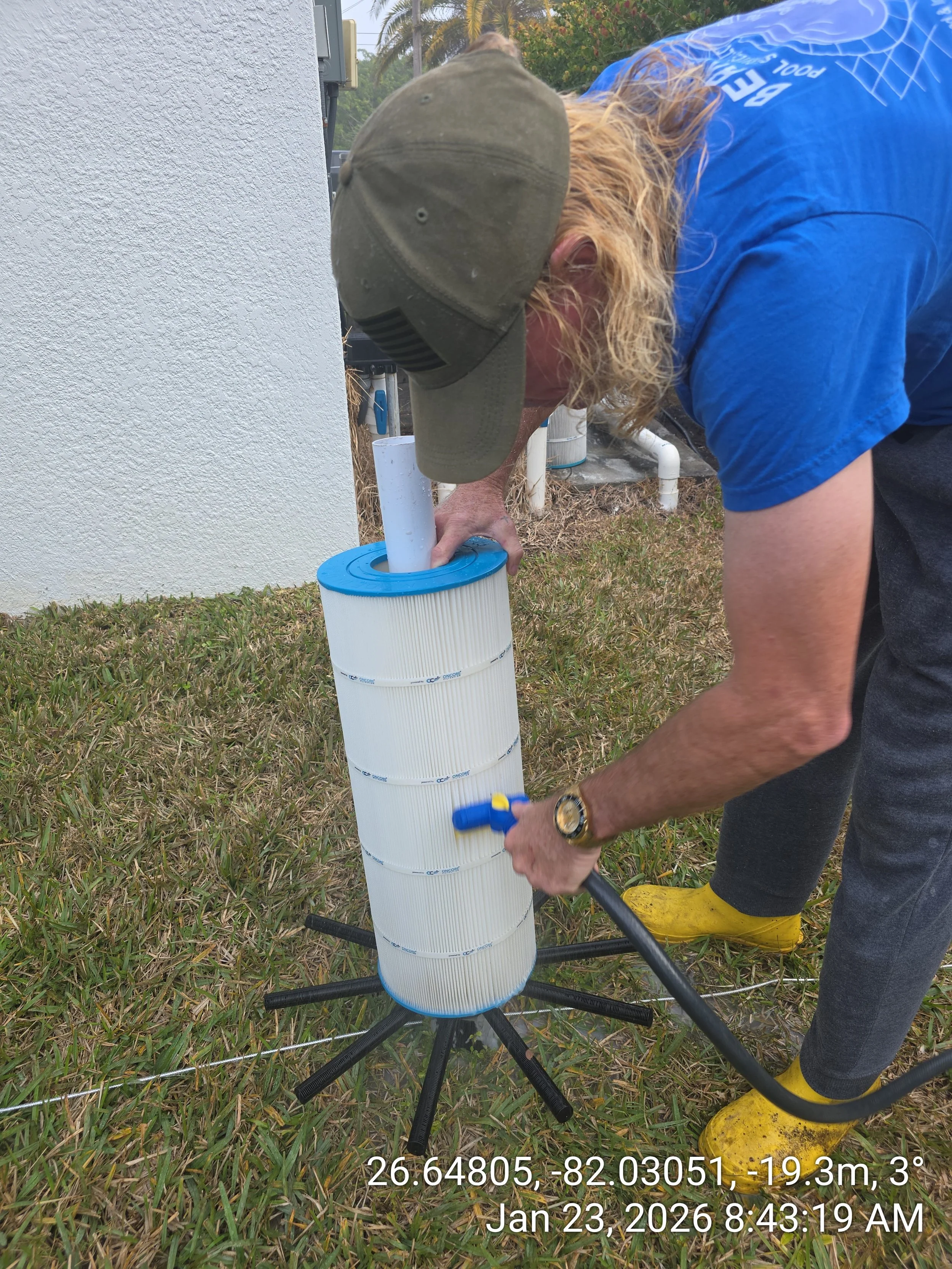 Clean Filter, Clean Pool: Why Proper Filter Cleaning Matters