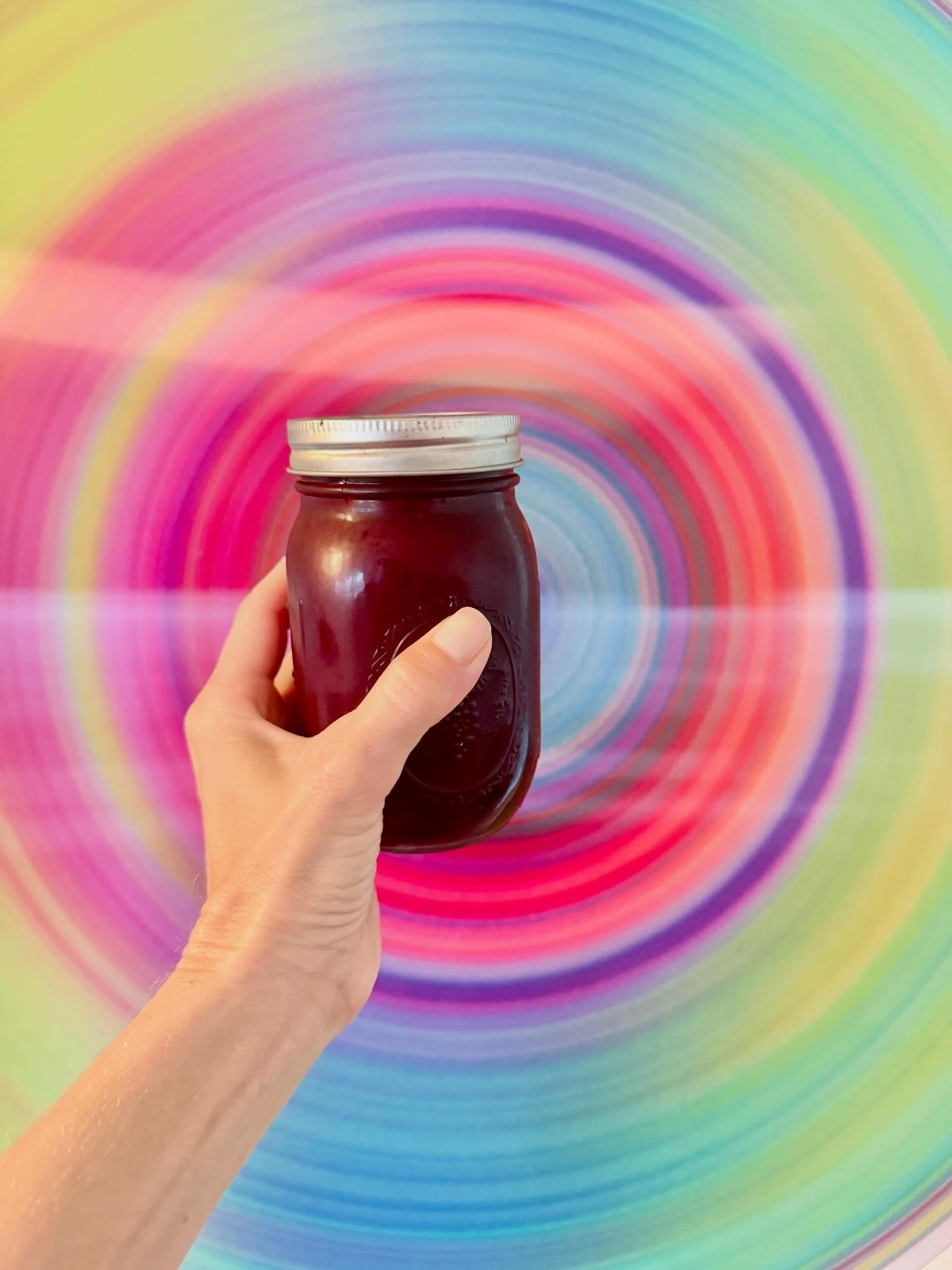 Circling Round to Root ⭕️ #rootchakra #chakwavejuice #roottorise #beetjuice