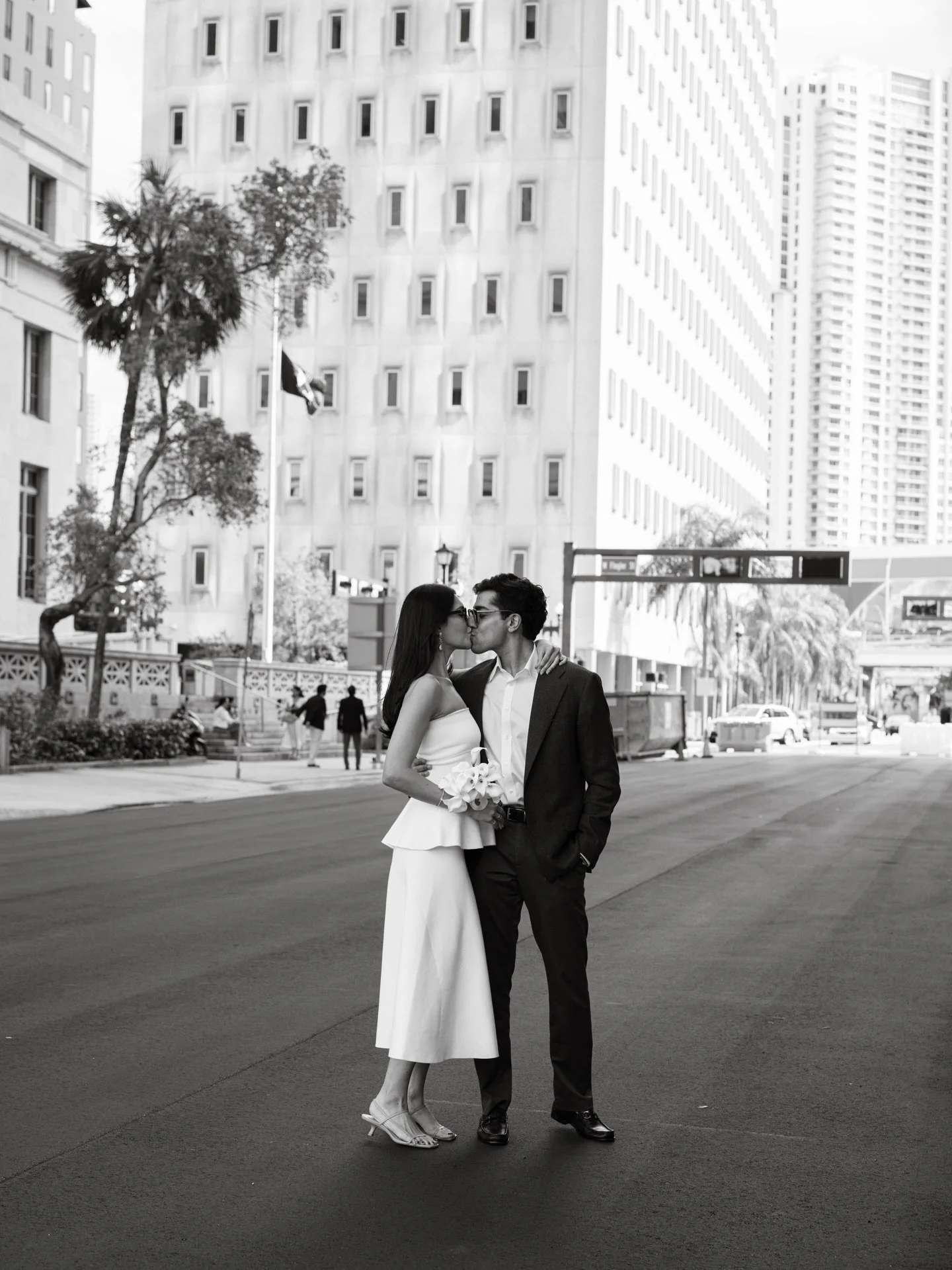 A little shy, a little quiet&hellip;

But when they forgot about the camera,
everything softened.

The moments became theirs again &mdash;
honest, effortless, real.

Those are the ones I&rsquo;ll always chase. 📷&hearts;️

#miamicivilwedding
#miamimi