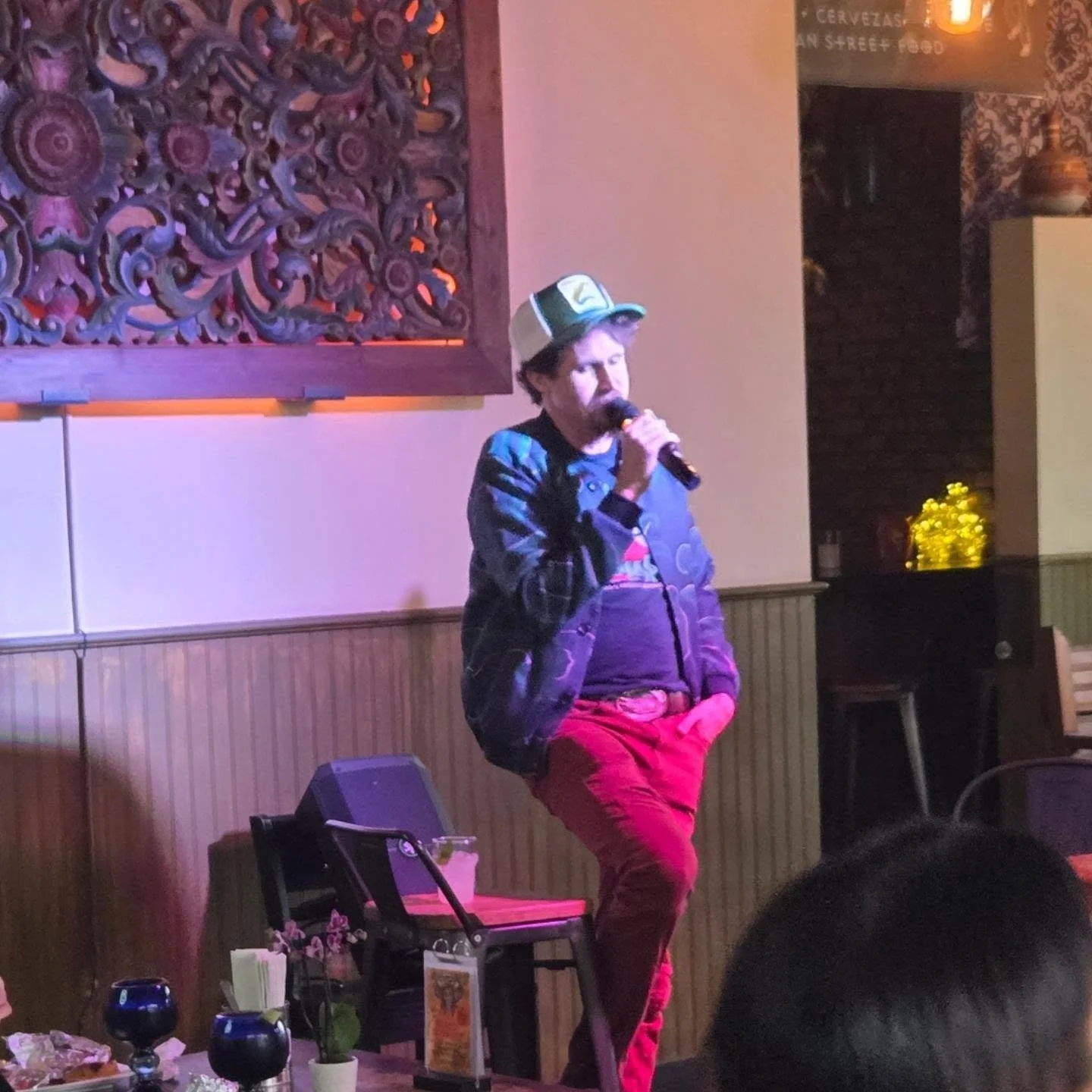 Dave is on stage during Hysteria Comedy being held at Az&uacute;car this month.

Check out out next comedy show "It's a Bit" hosted by @andremargatini 

#comedy
#soma
#queer
#gay