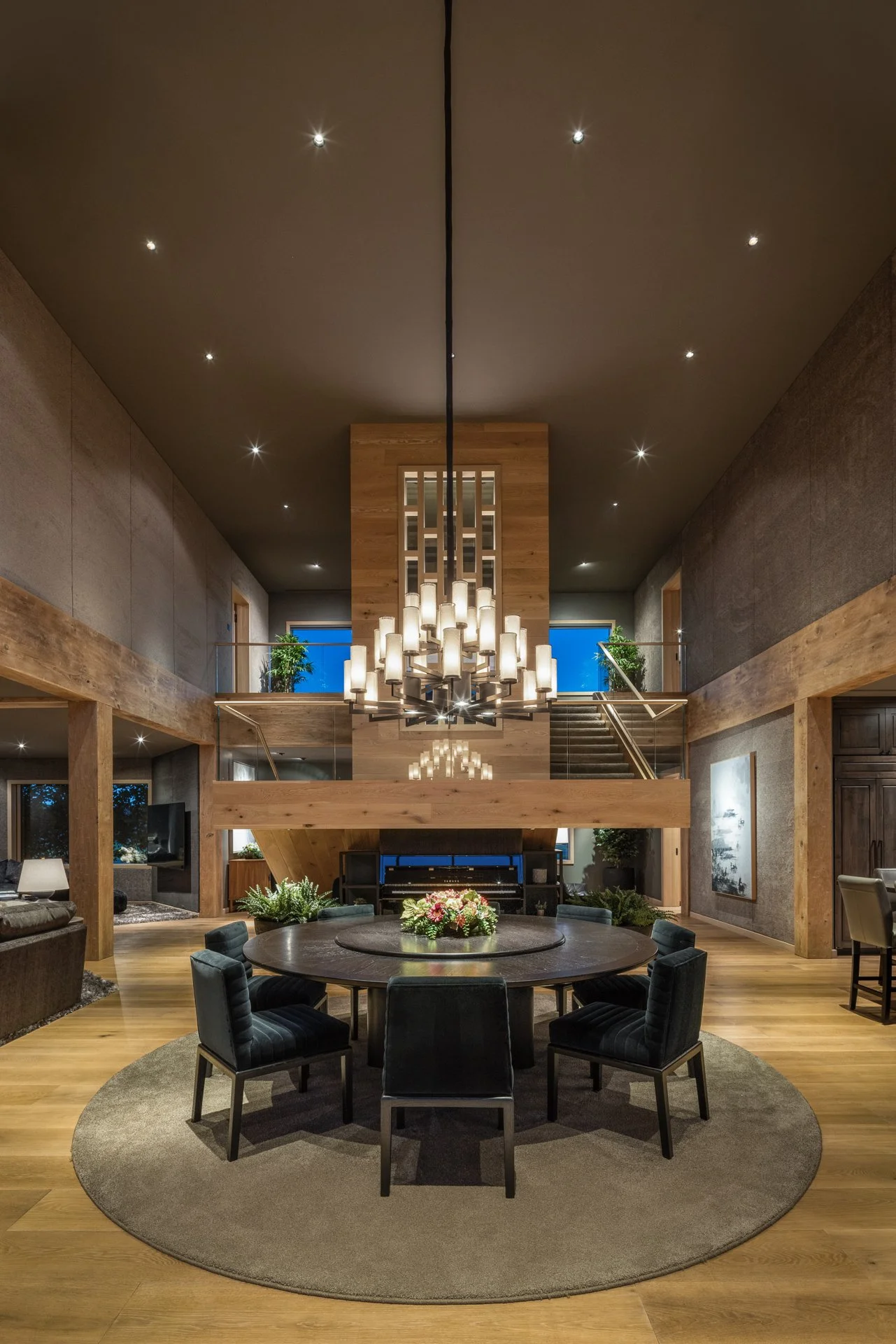 19'-6" tall double-height dining area