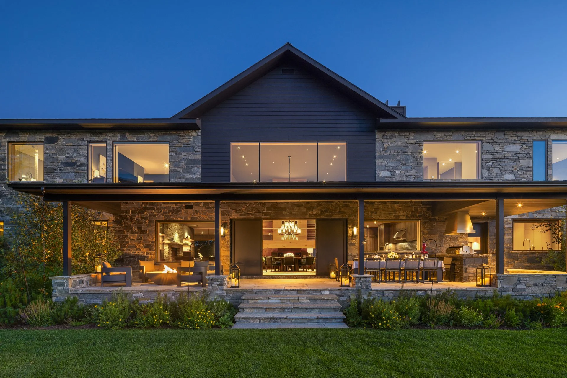 Fully furnished, turn-key primary residence