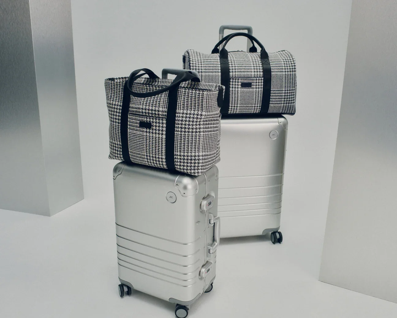 Houndstooth-AluminumBundle-PDP_LifestyleCarousel_6_1296x.webp