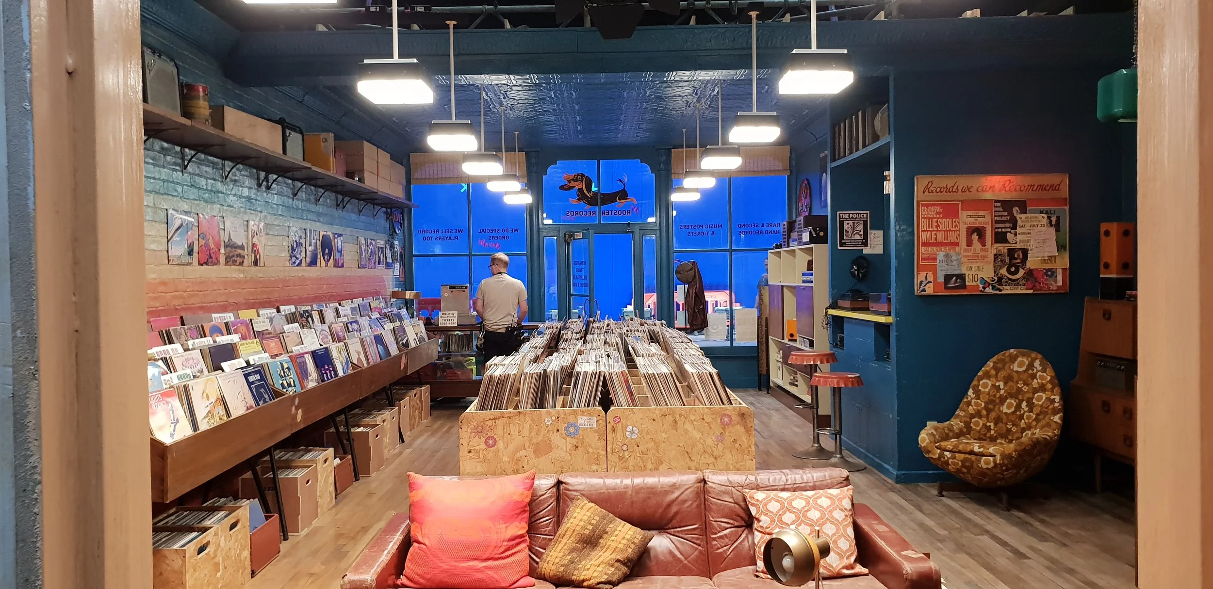 ARC2_511_SD_RecordStore_SetPhoto (27).jpg