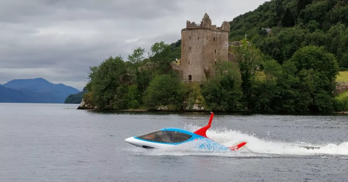 0_Dominos-trials-never-seen-before-extraordinary-delivery-to-residents-in-Loch-Ness-Scotland-by-submarine-7JPG.webp