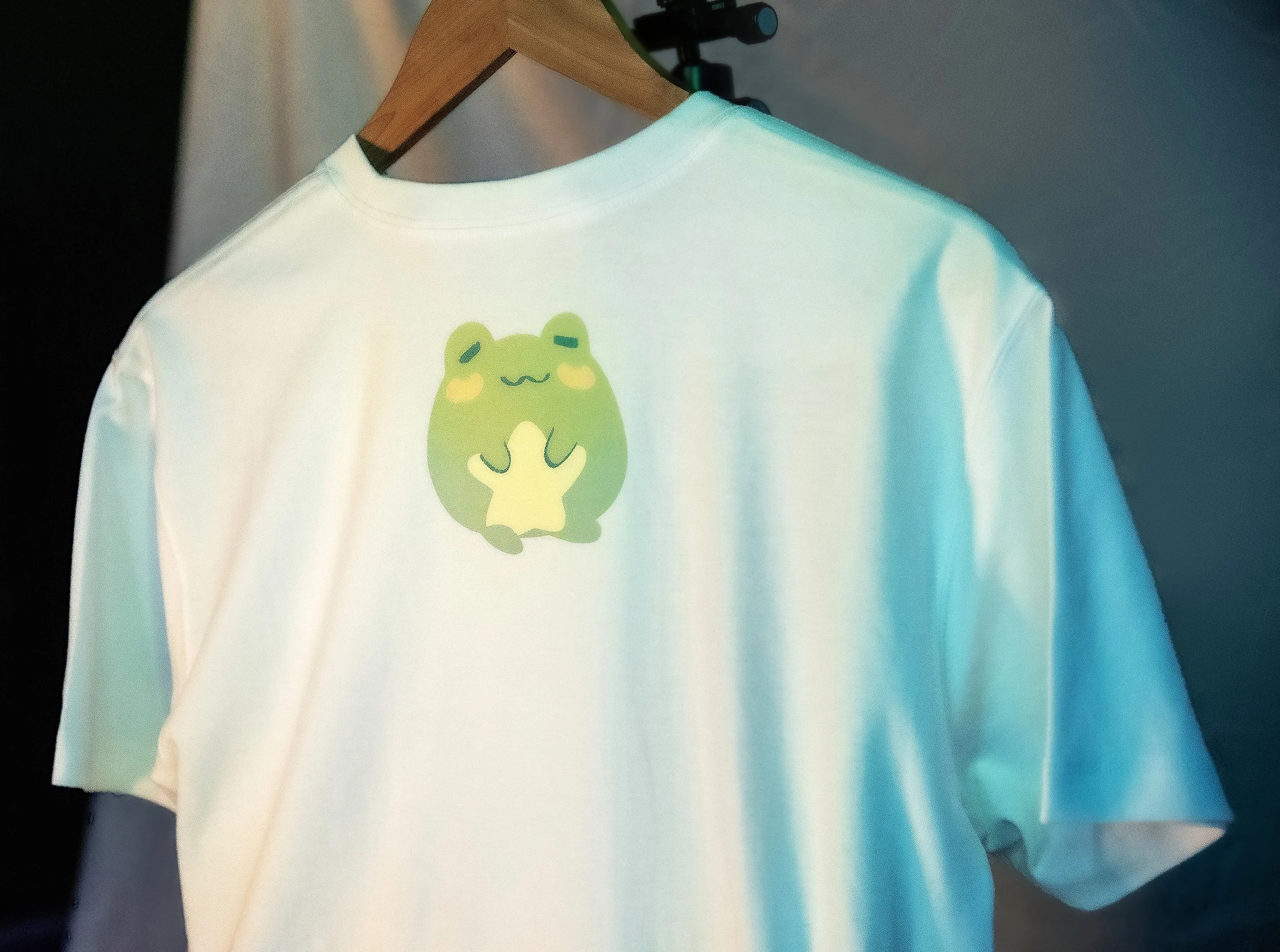 Shirt 01 White Back02.jpeg