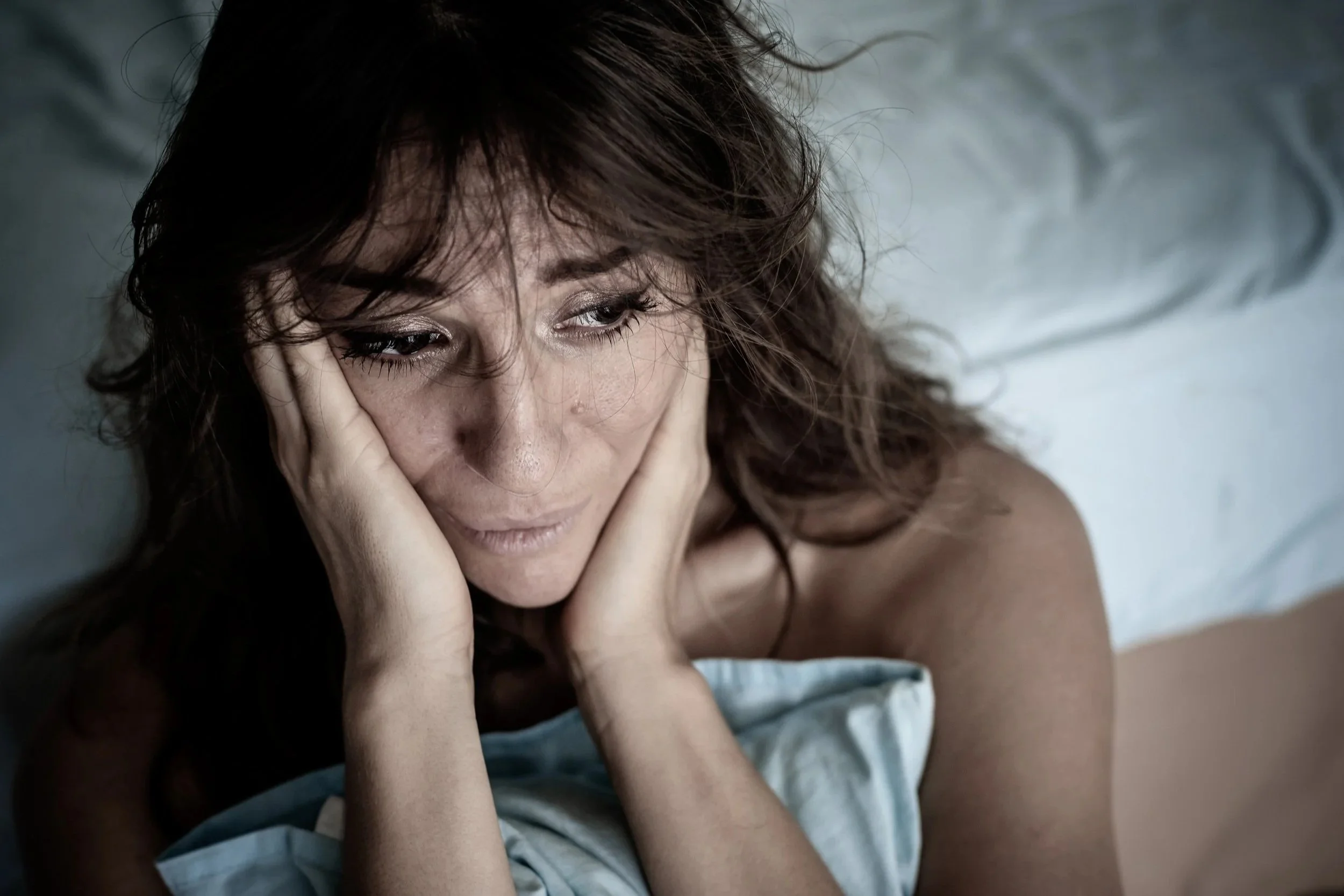 Why Do I Wake Up with Panic at 3AM During Menopause?