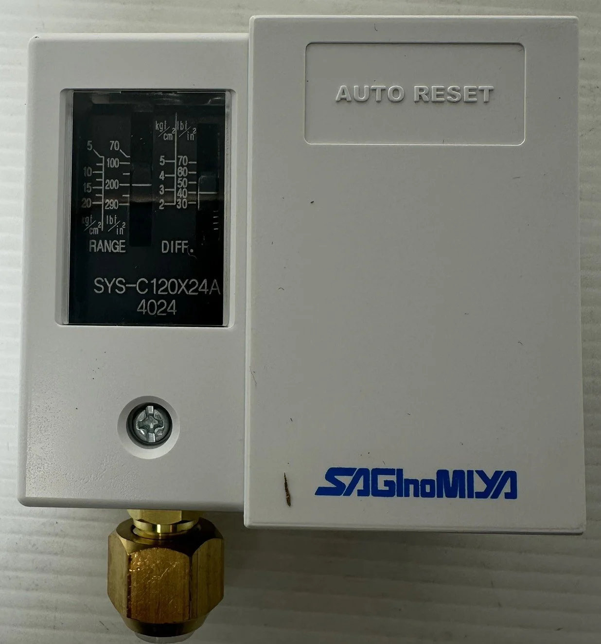 SAGINOMIYA   機械式壓力開關  20KG  SYS-C120X24A